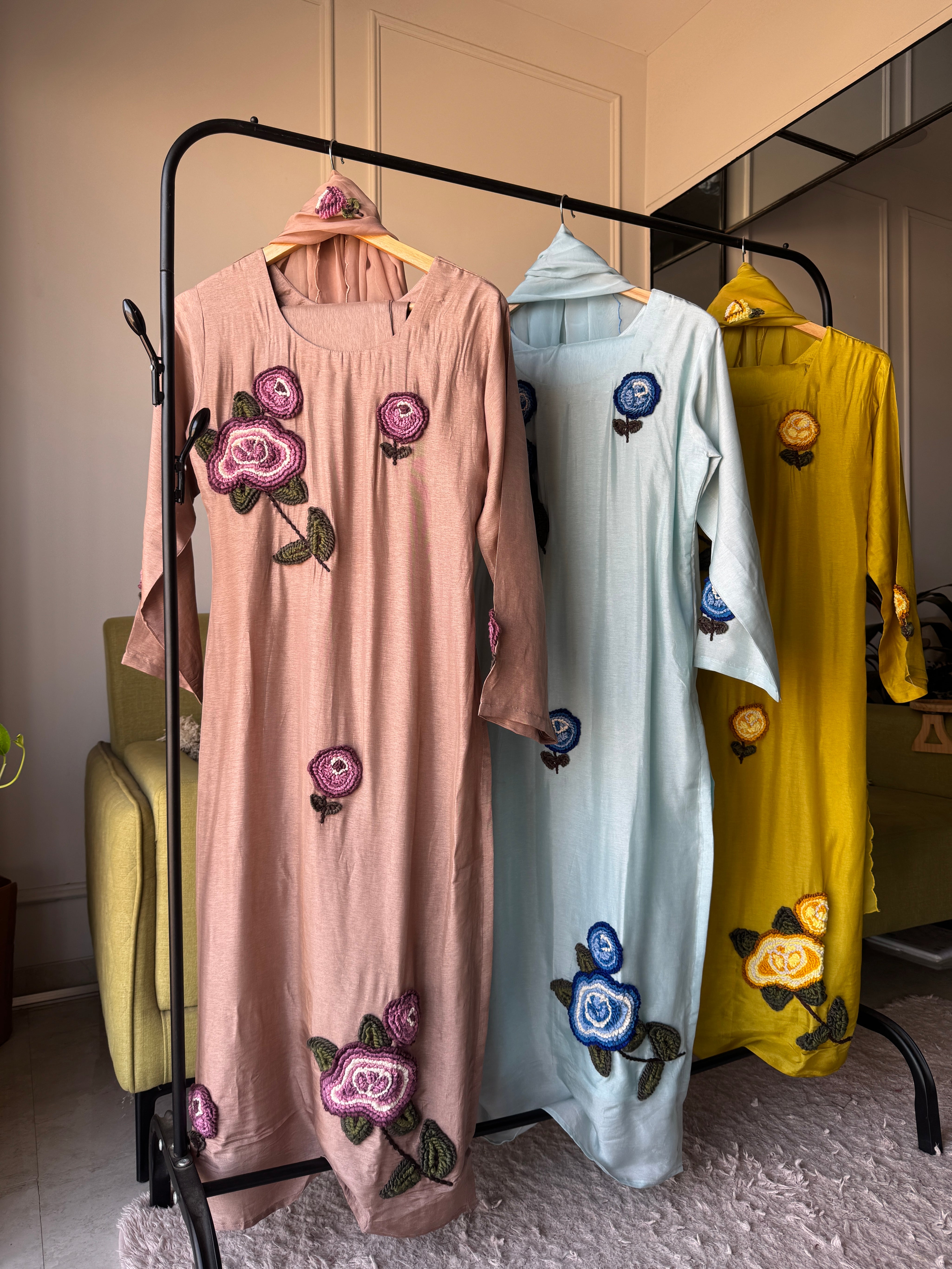 Palak Thread Embroided Set