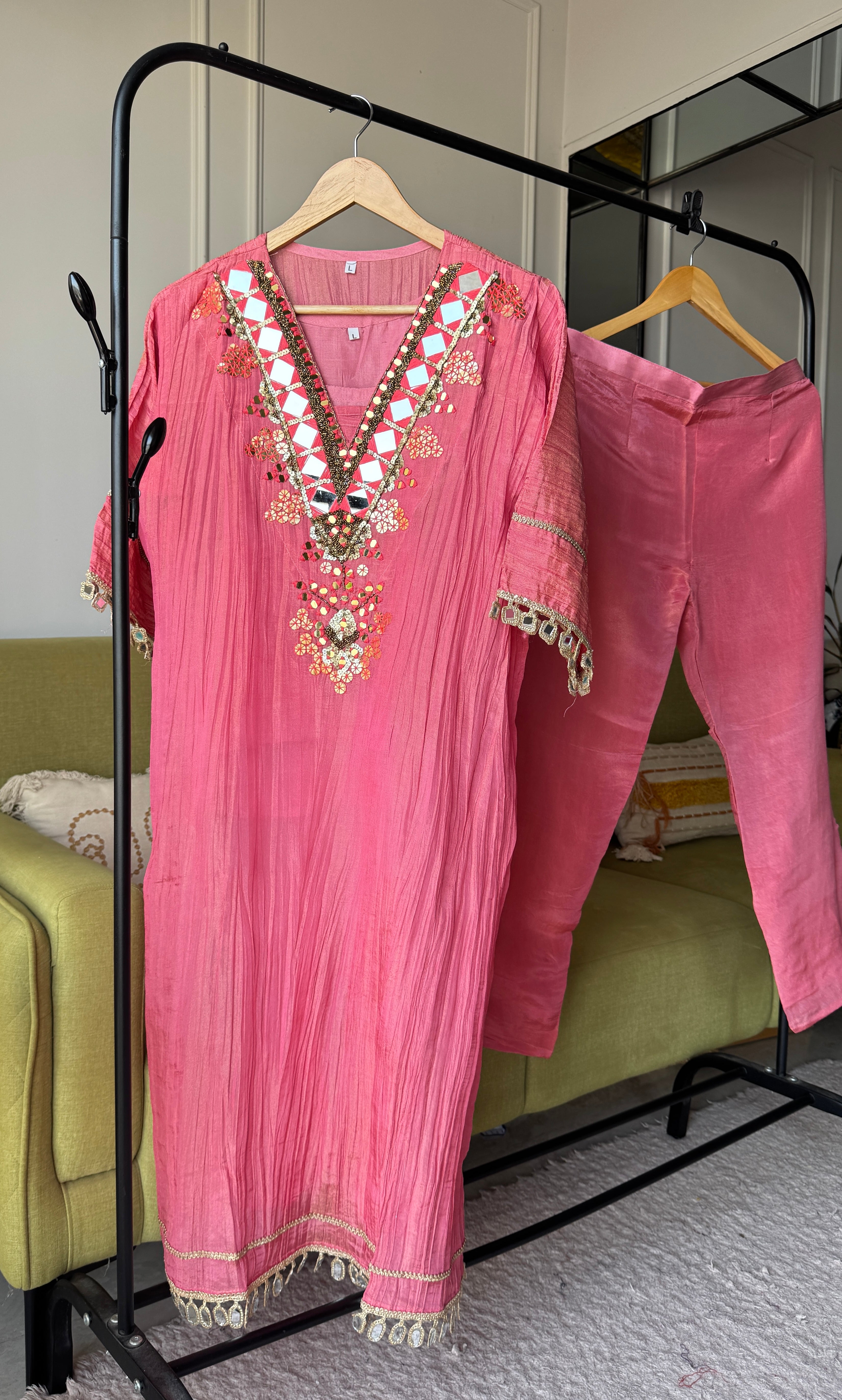 Shama Mirror Work Tissue Shimmer Kurta With Inner And Pants