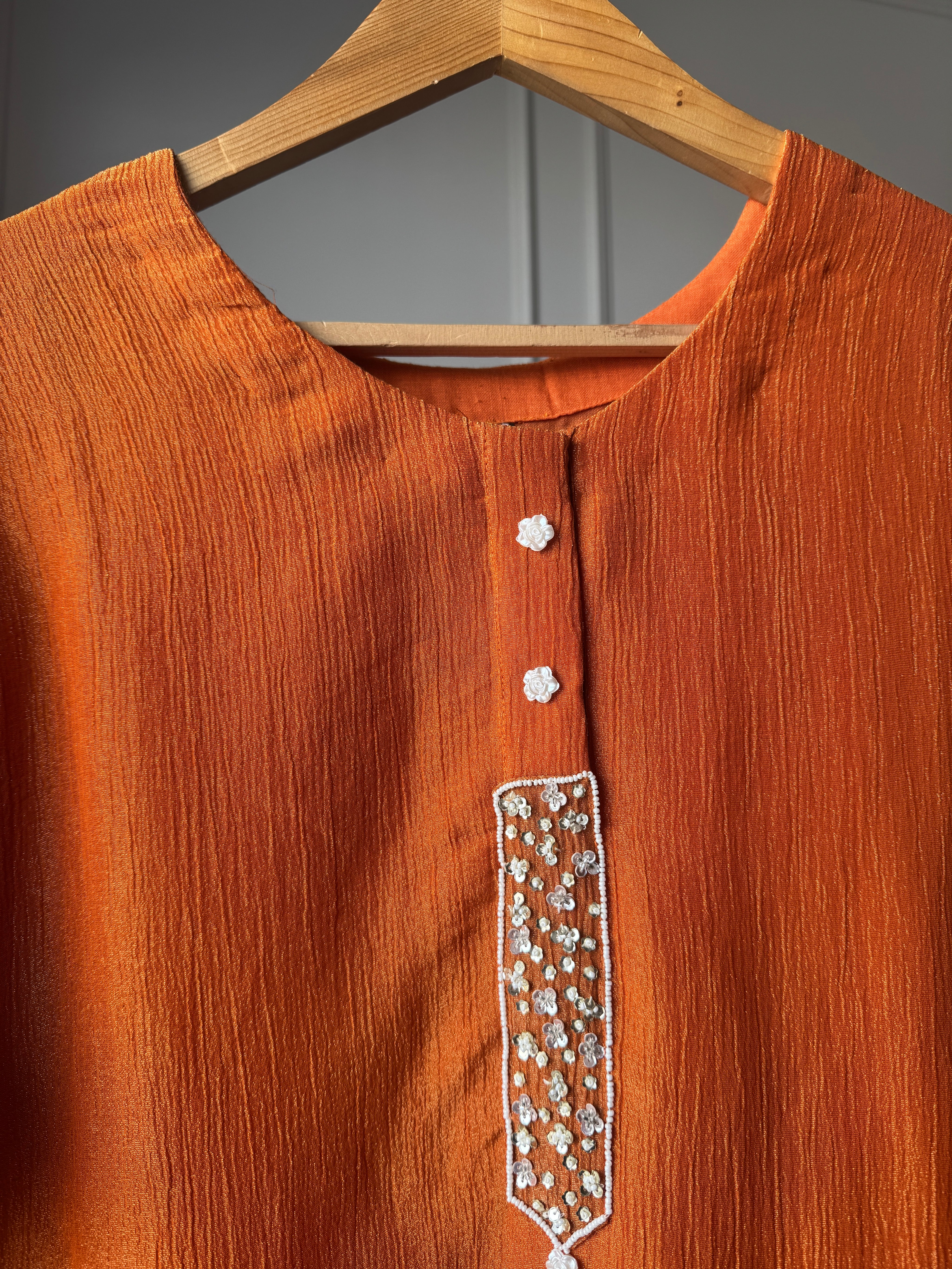 Rekha Handwork Tissue Set