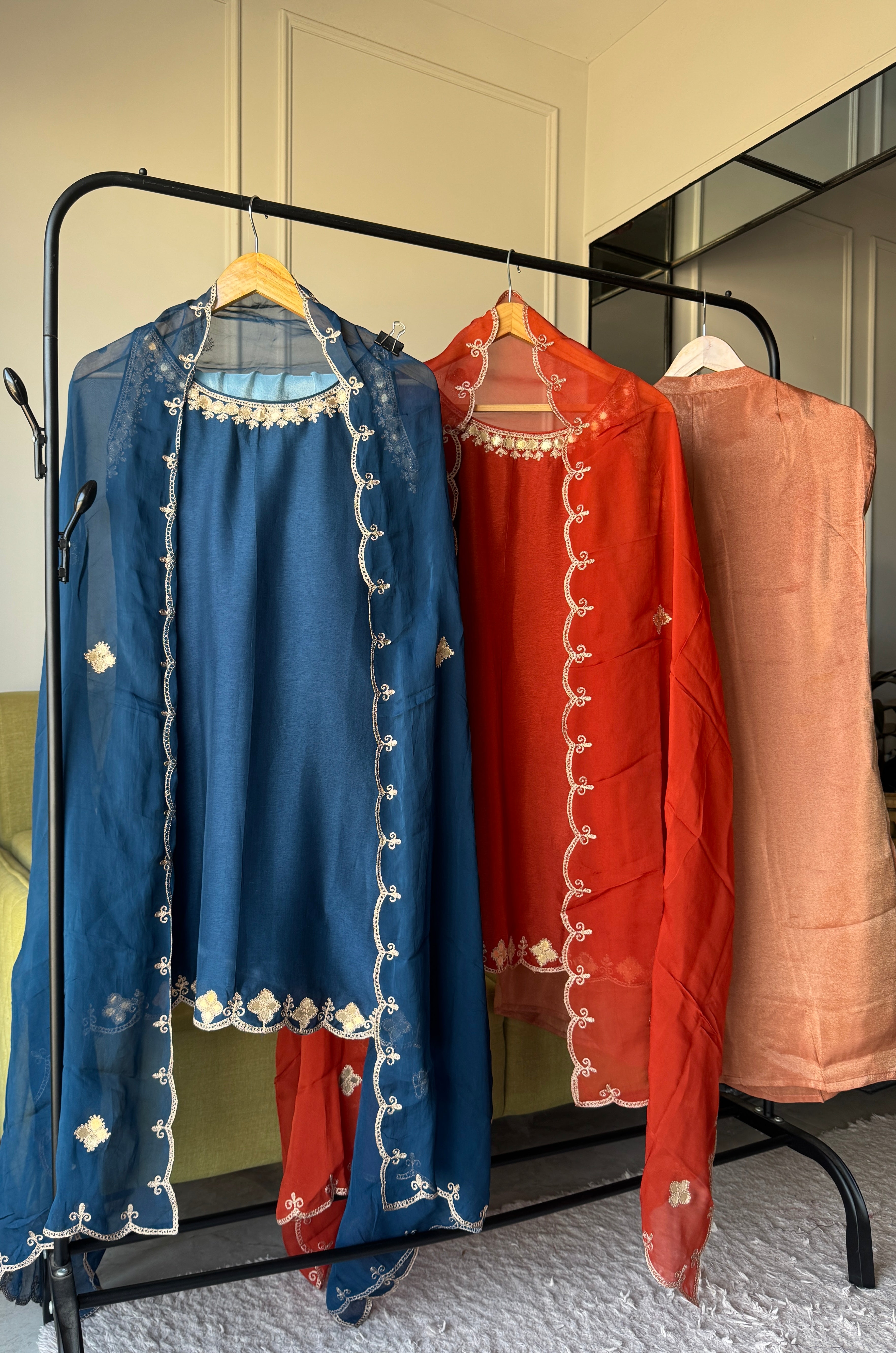 Aisha halter neck short kurta with pants