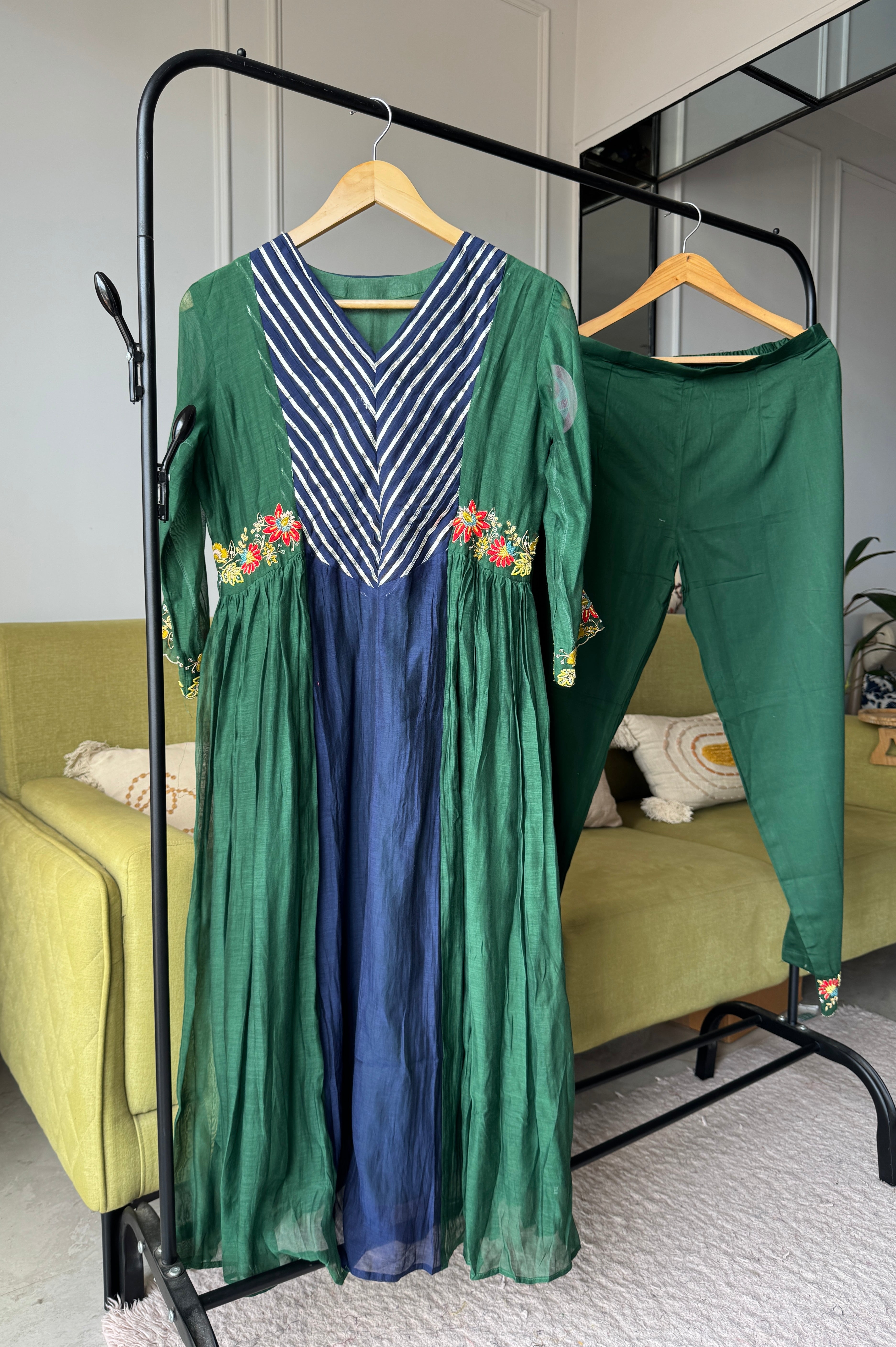 Shagun Gotapatti With Handwork Dress