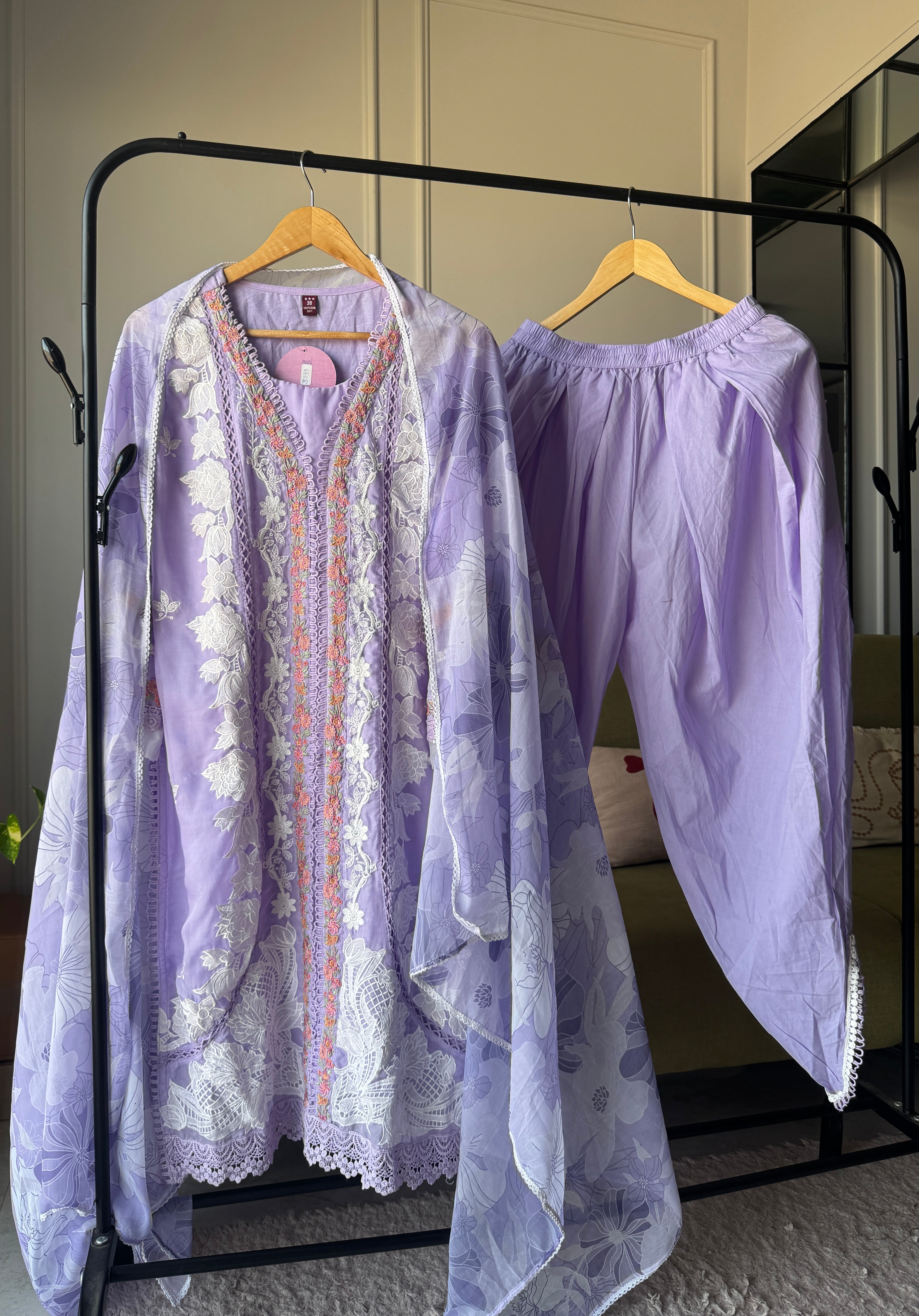 Vartika Pakistani Set