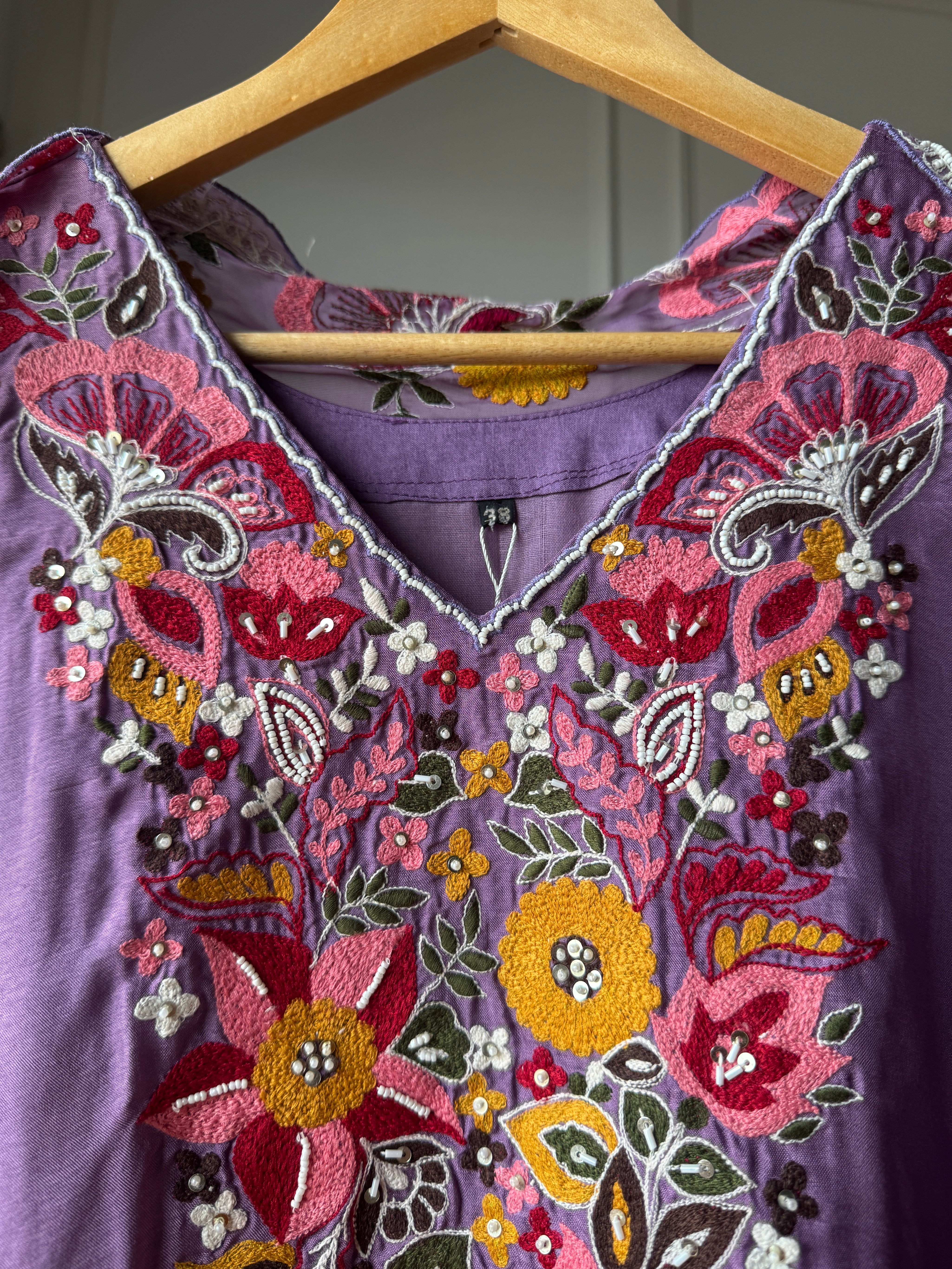 Heer V Neck Handwork Set