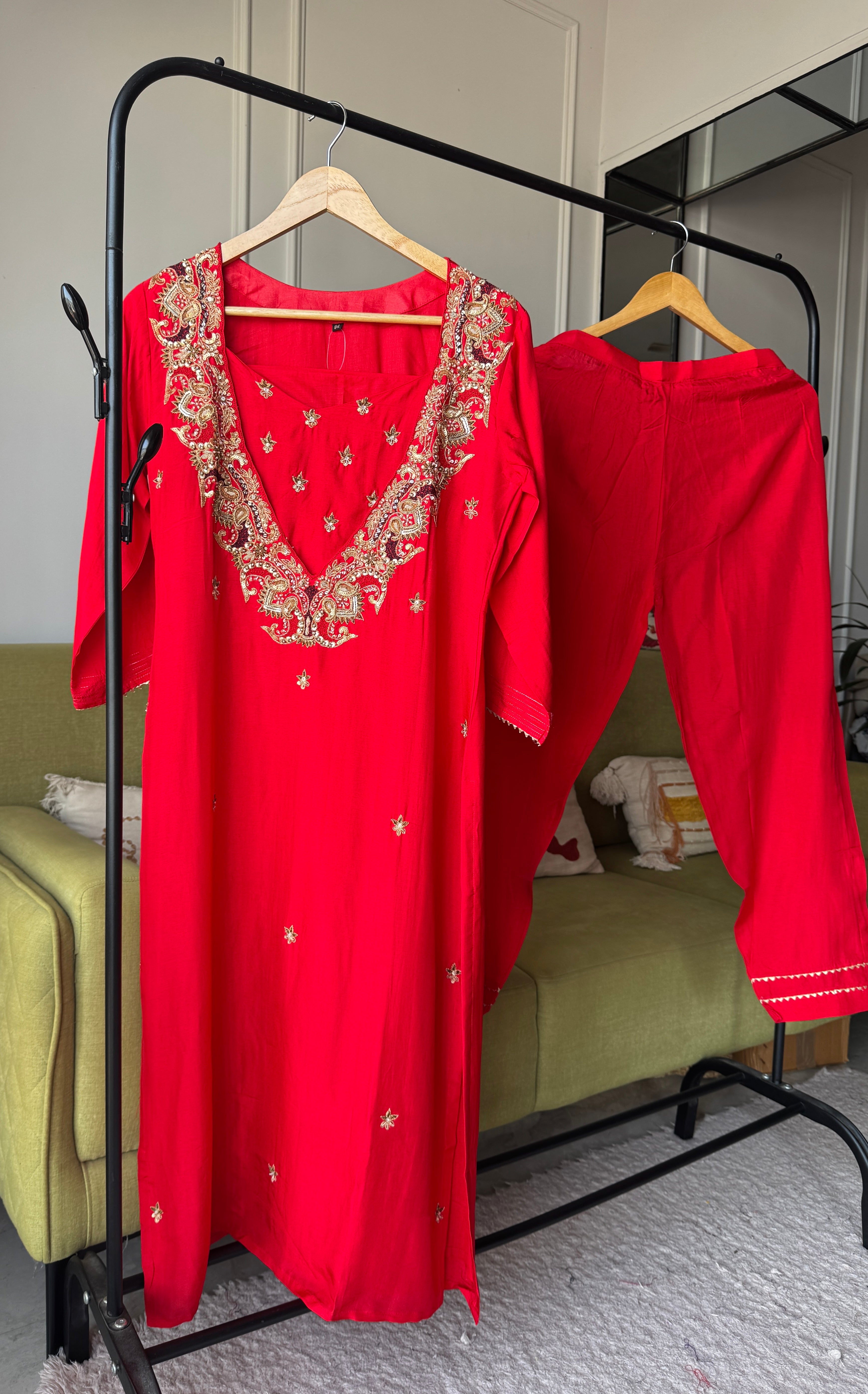 Anushka Handwork Bustier With Dupatta Dress