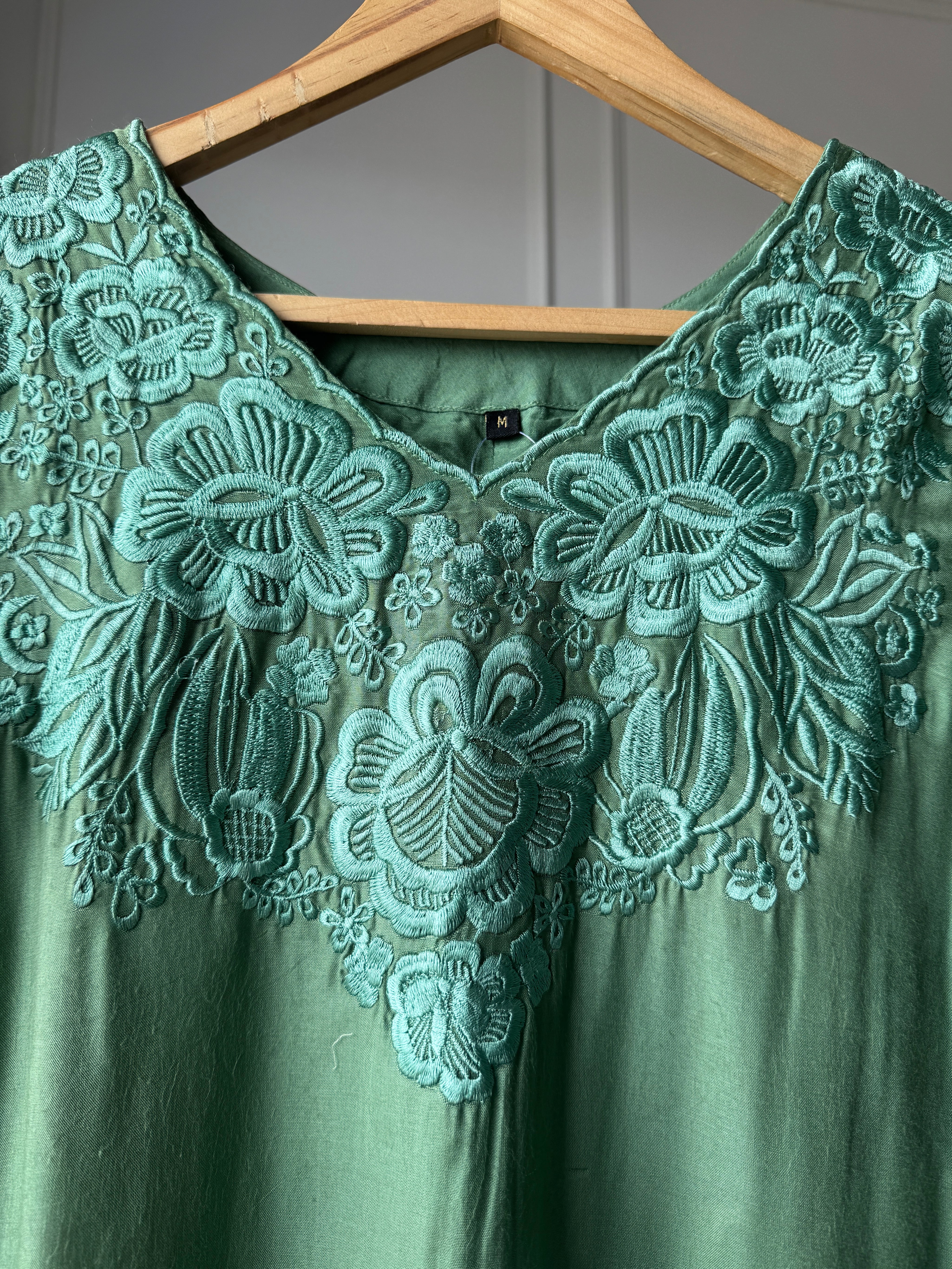 Self Handwork Suit Set