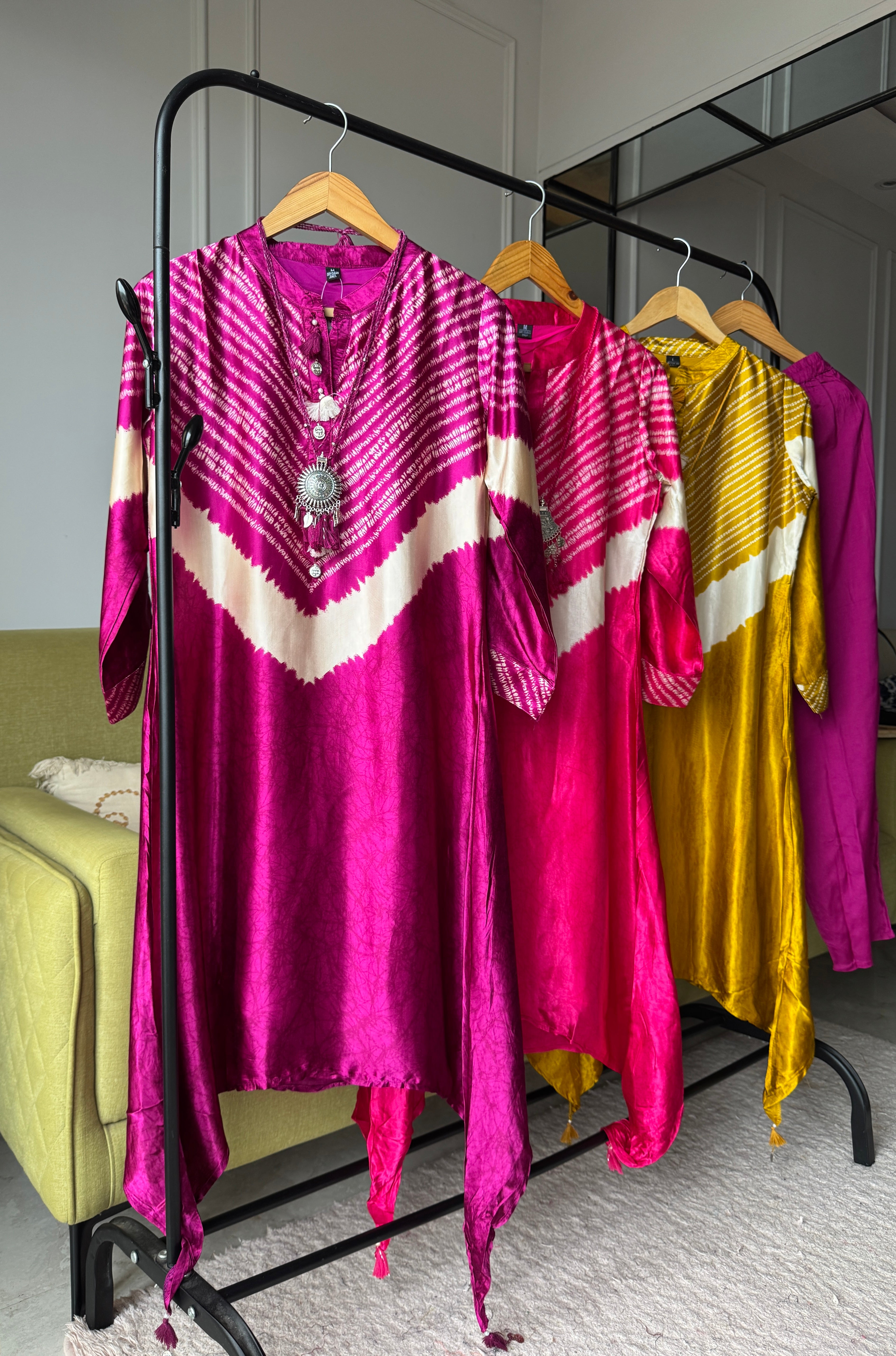 Suhana Bandhani Print Kurti And Pant Set