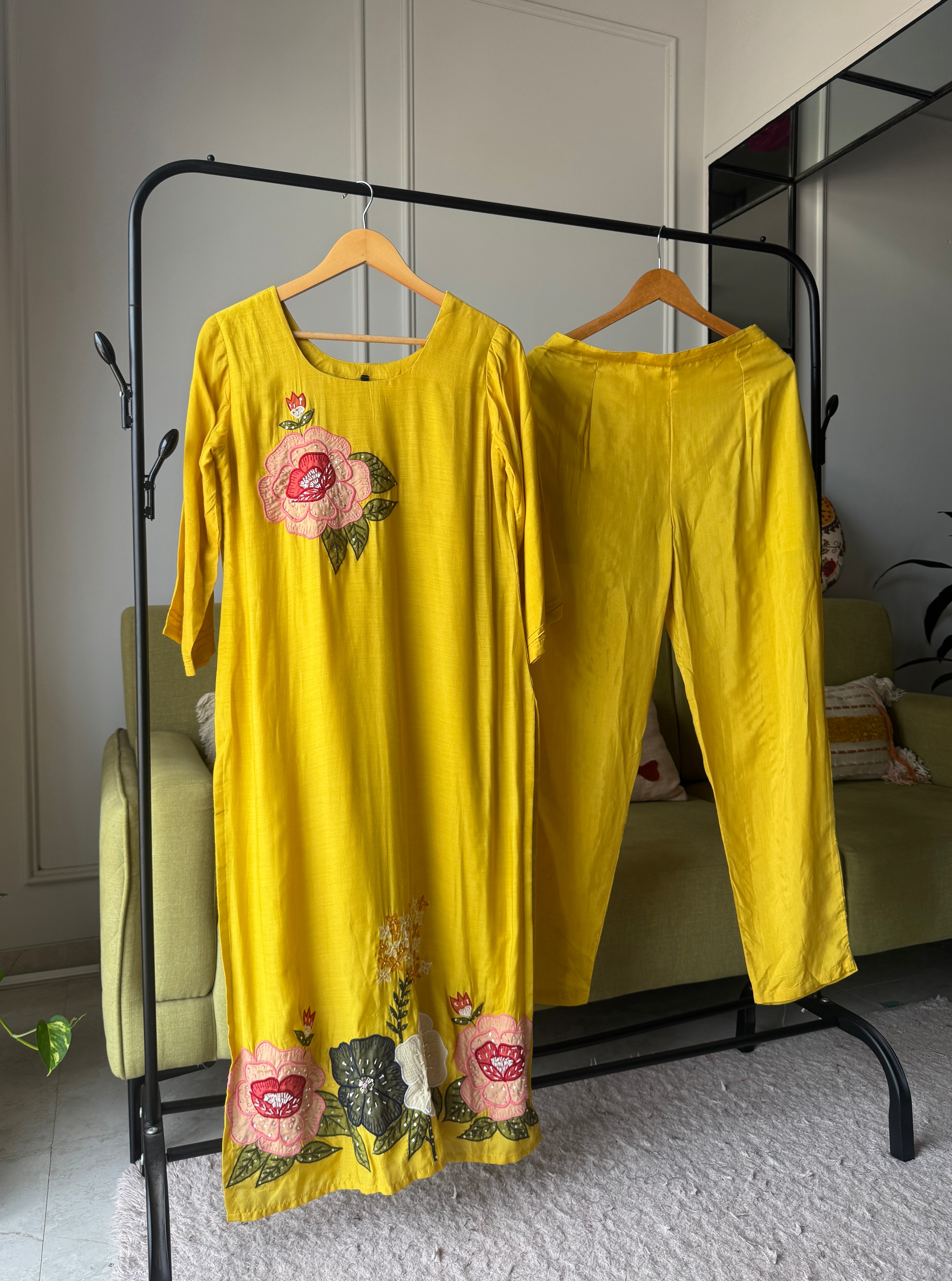 Saniya Embroided Set