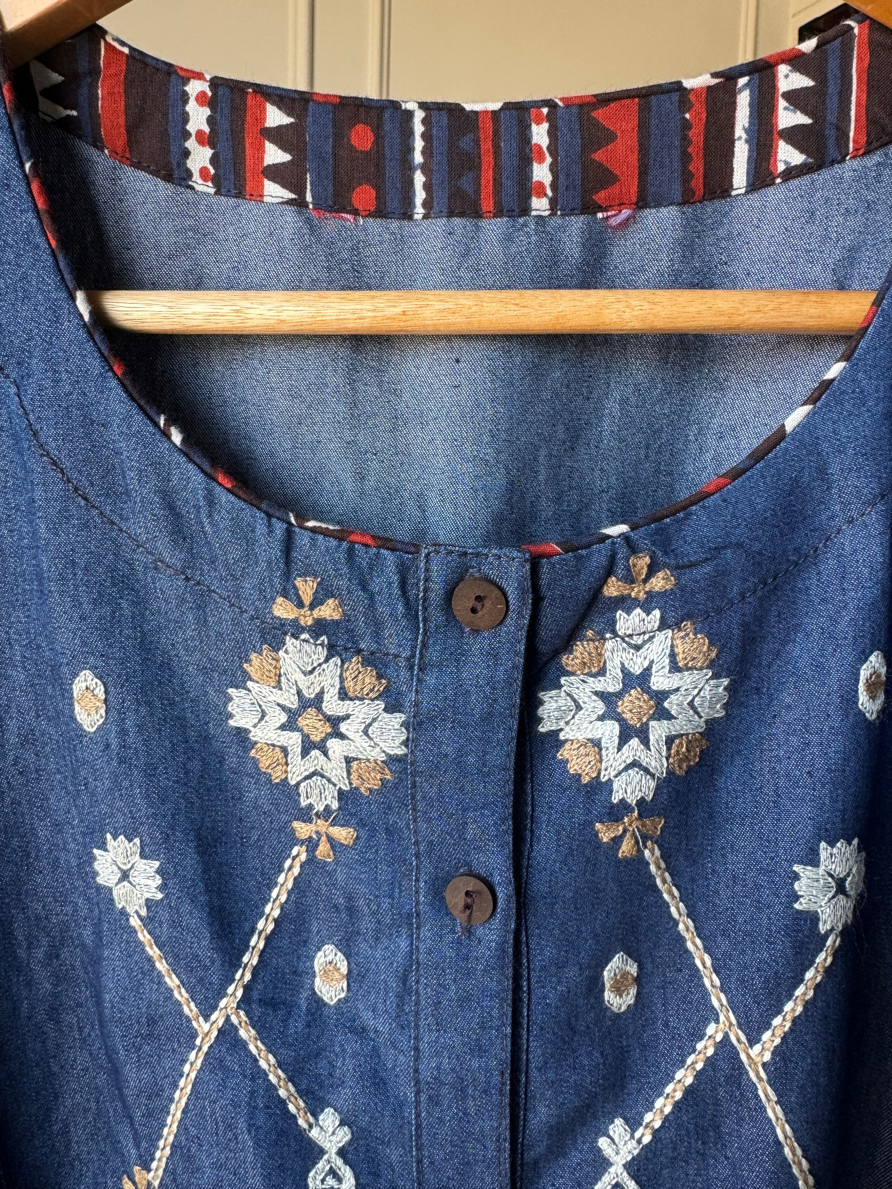 Suhani Embroided Set