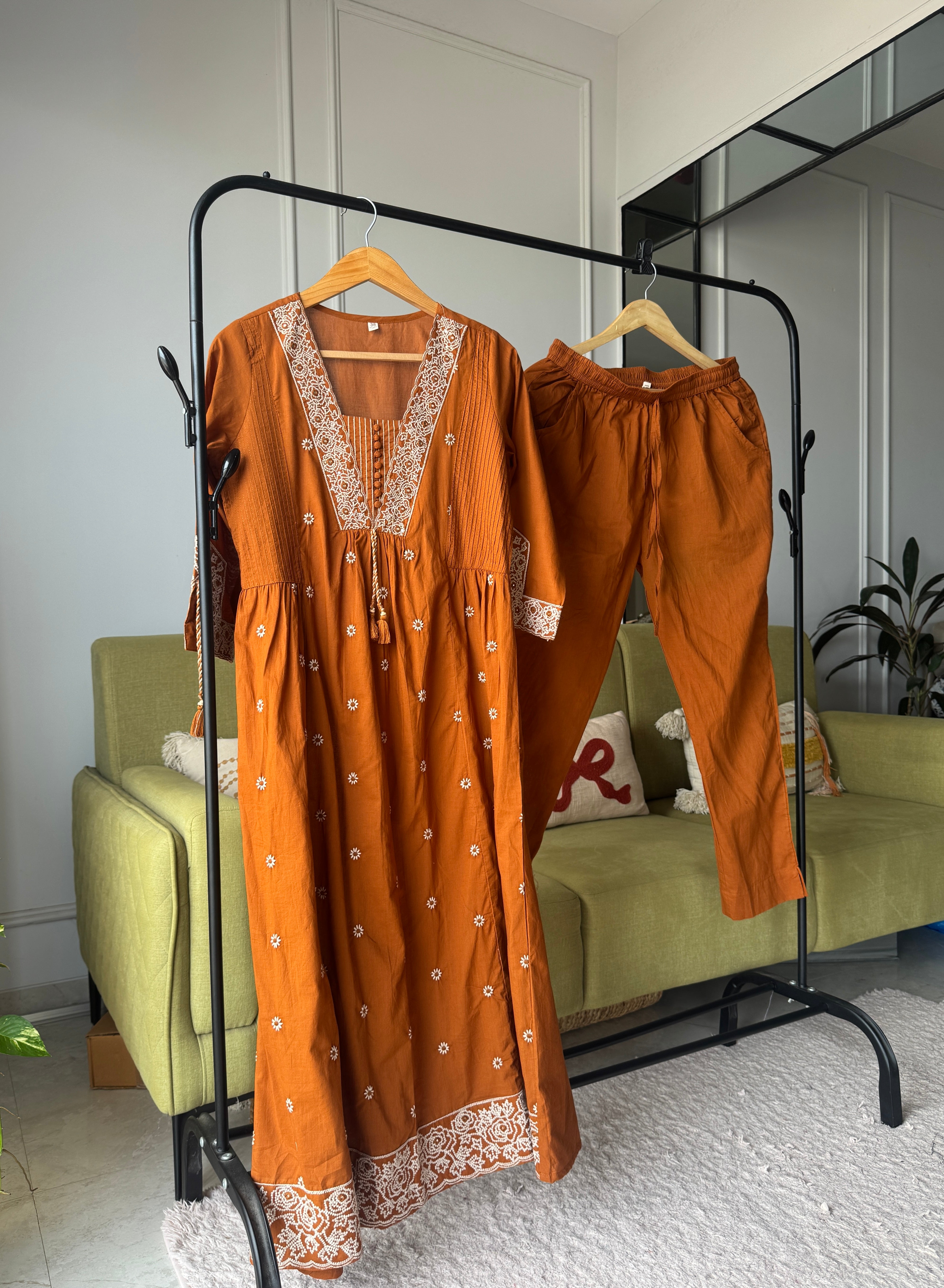 Prathana Embroided Kurti And Pants Set