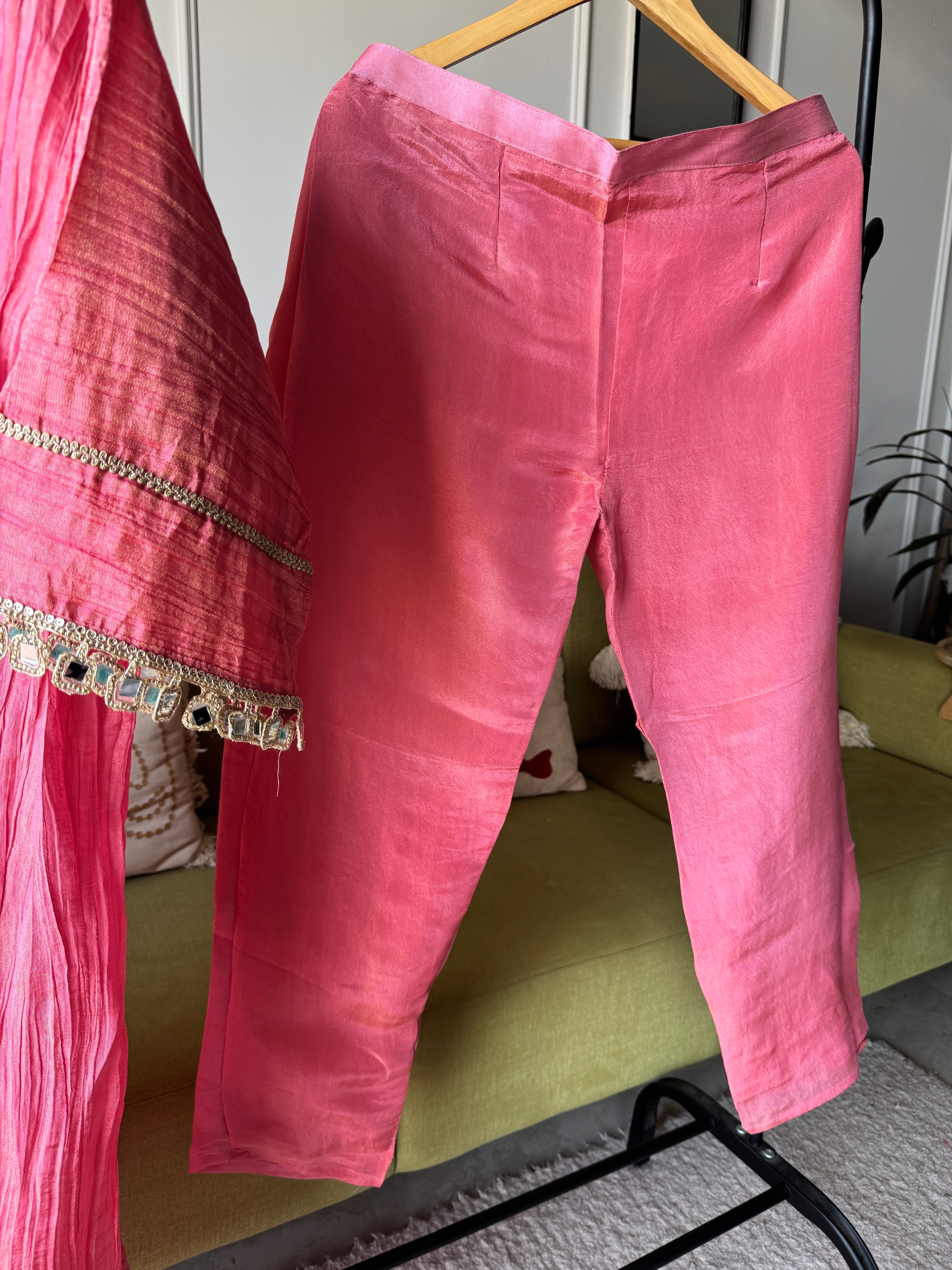 Shama Mirror Work Tissue Shimmer Kurta With Inner And Pants