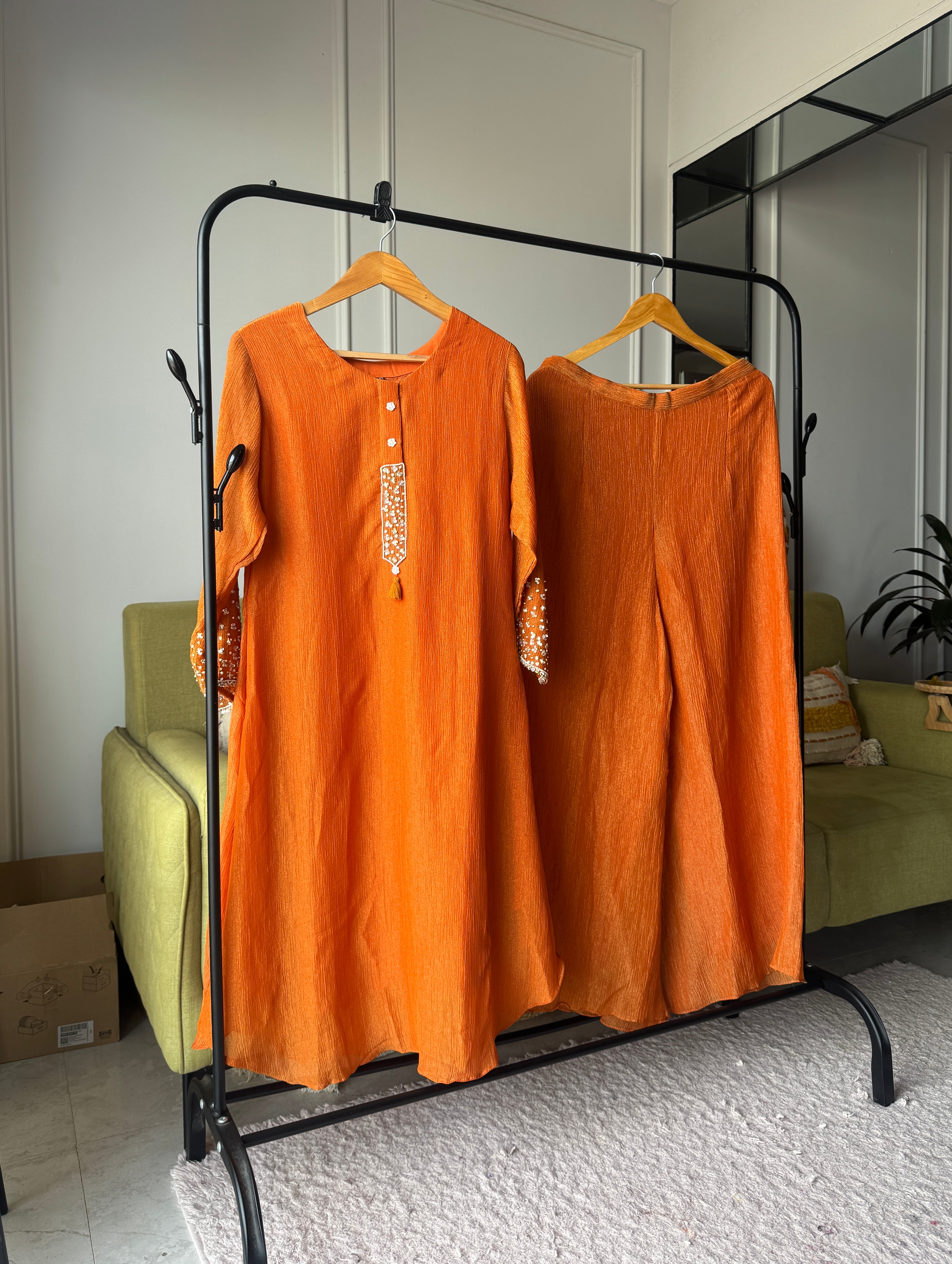 Rekha Handwork Tissue Set