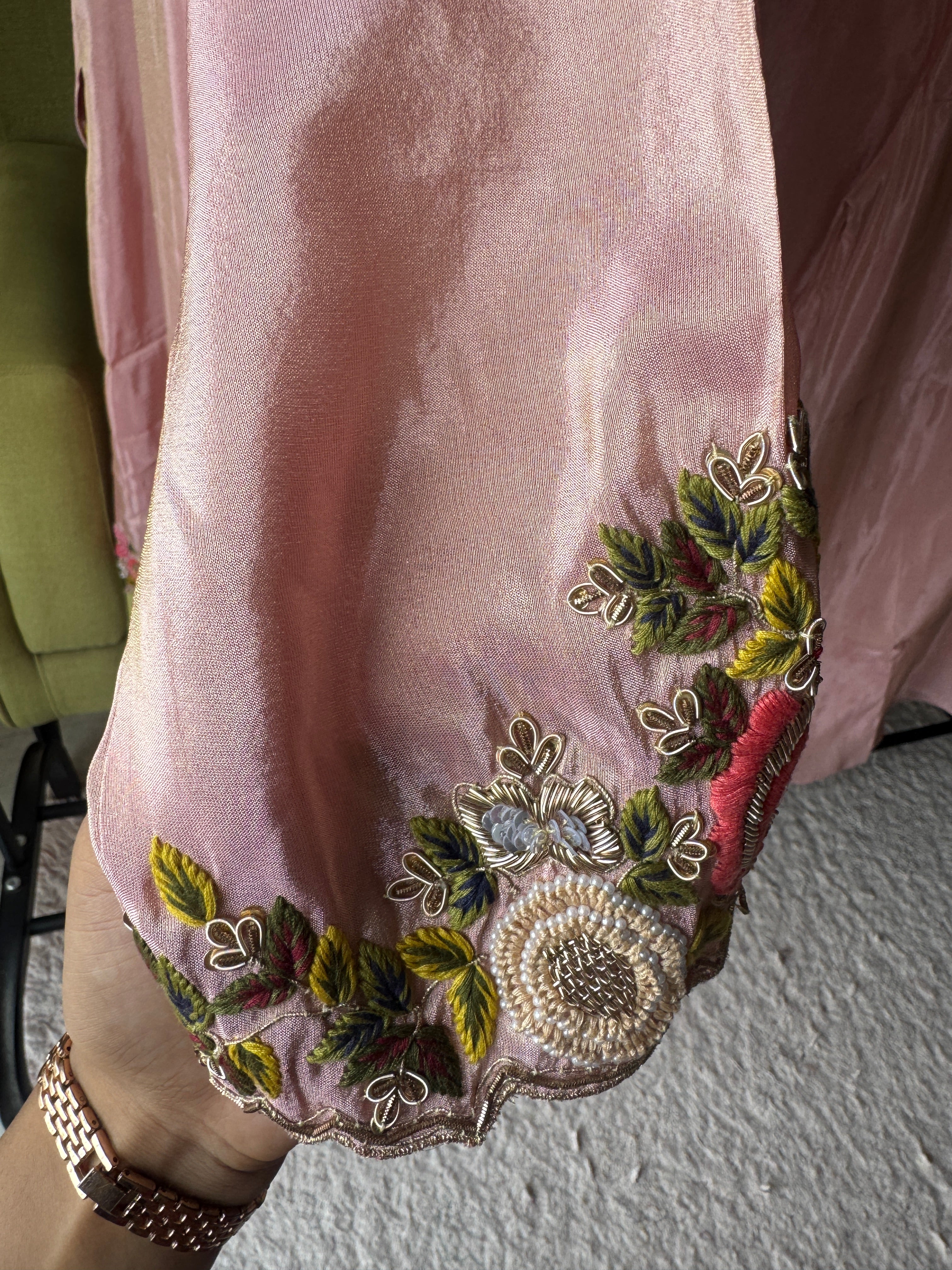 Nikhila Handwork Set