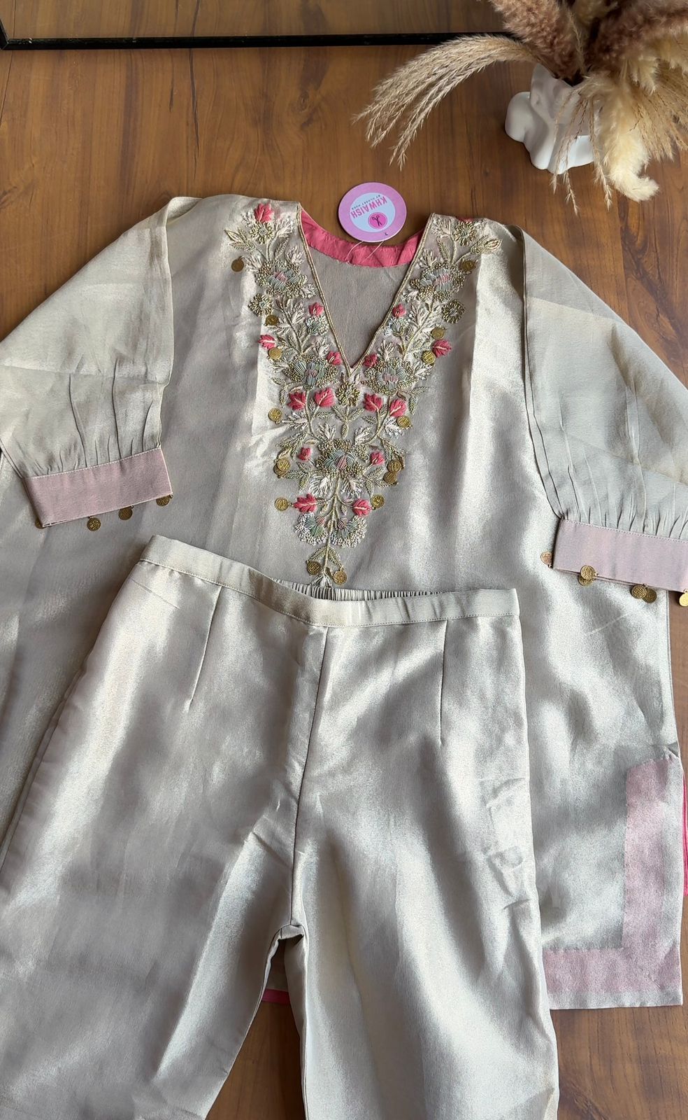 Kshitija Short Kaftan Tissue With Inner And Pants