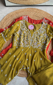 Sharvari hand work asymmetrical kurta with bell bottom pants (Make to Order)