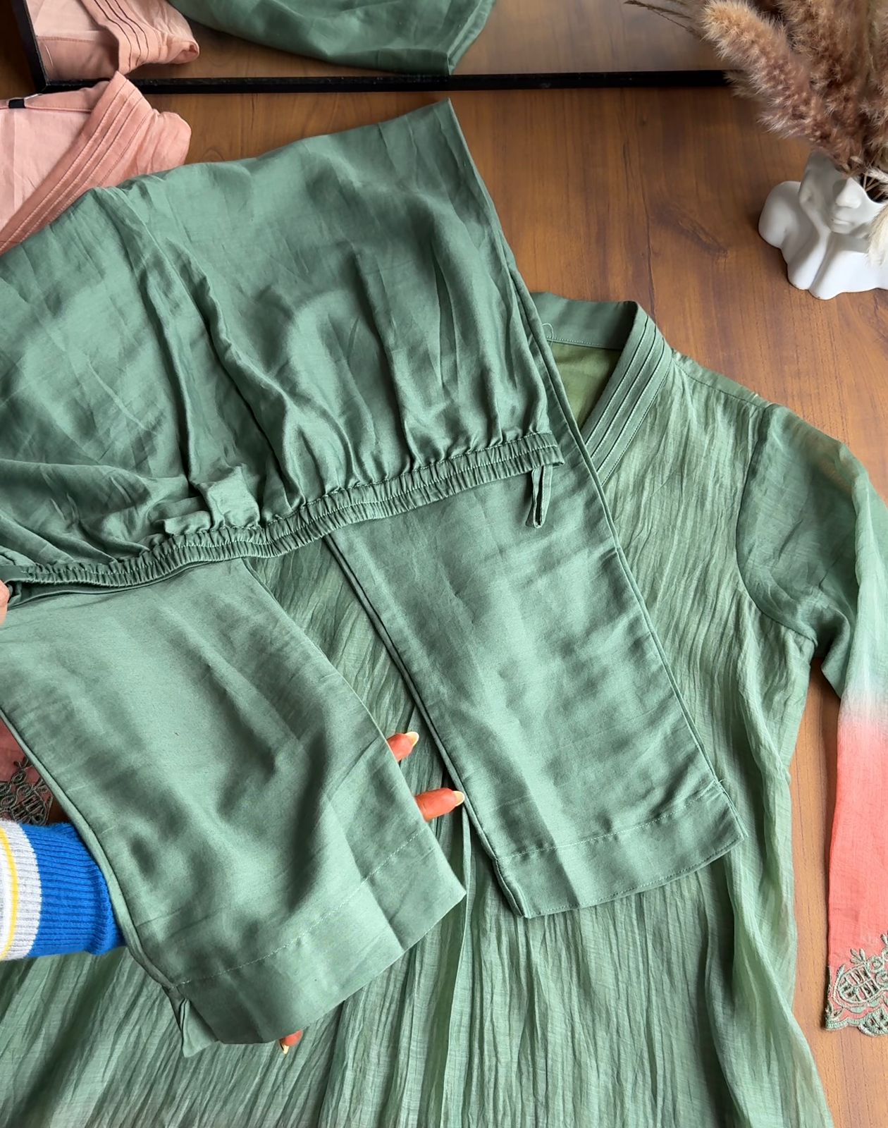 Paheli Dual Shaded Pure Mul Chanderi Aline Kurti With Pants