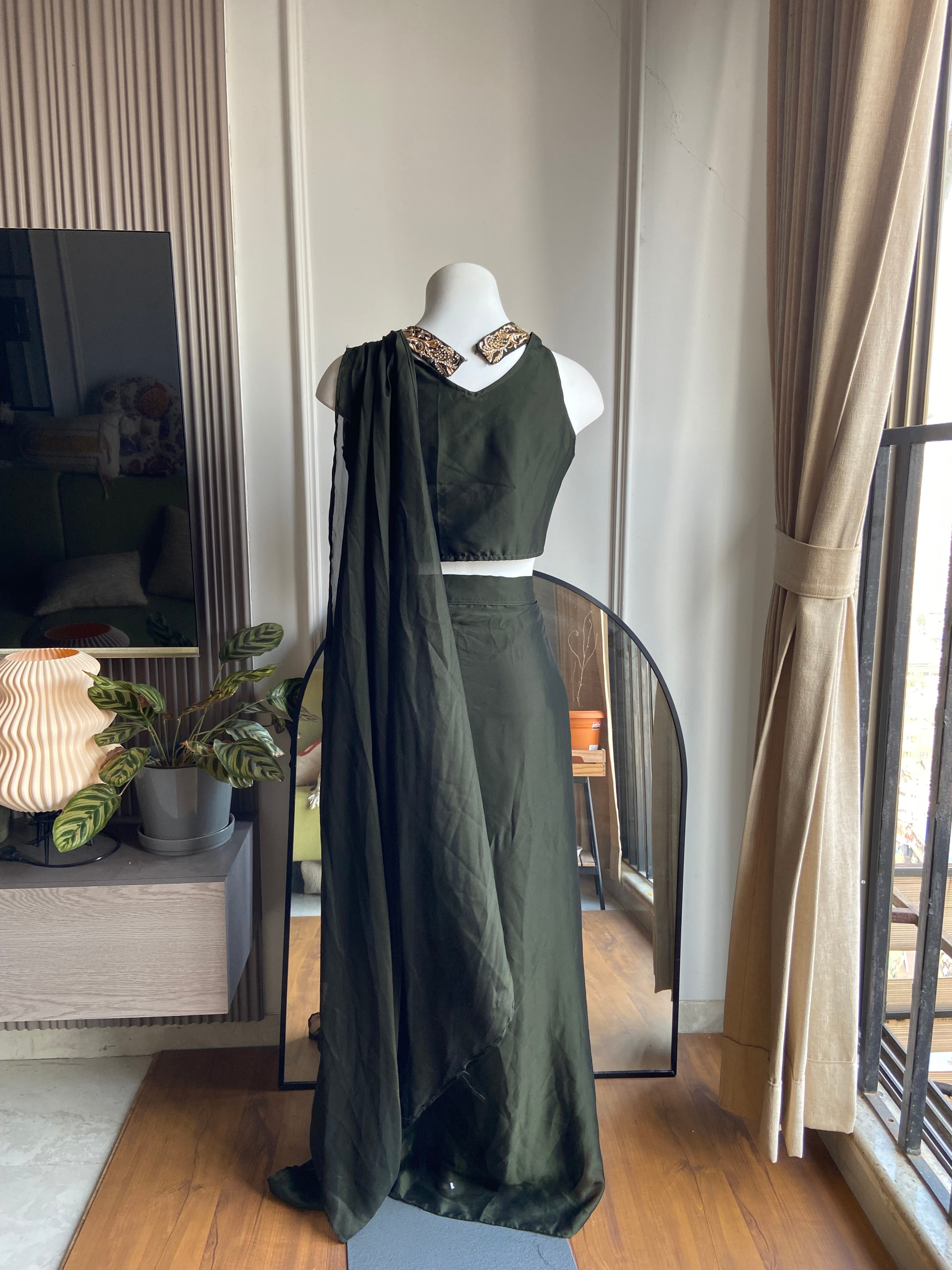 Janvi Indo-western pre-drape Sree gown