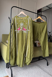 Darshana mul chanderi Handwork dress- Green