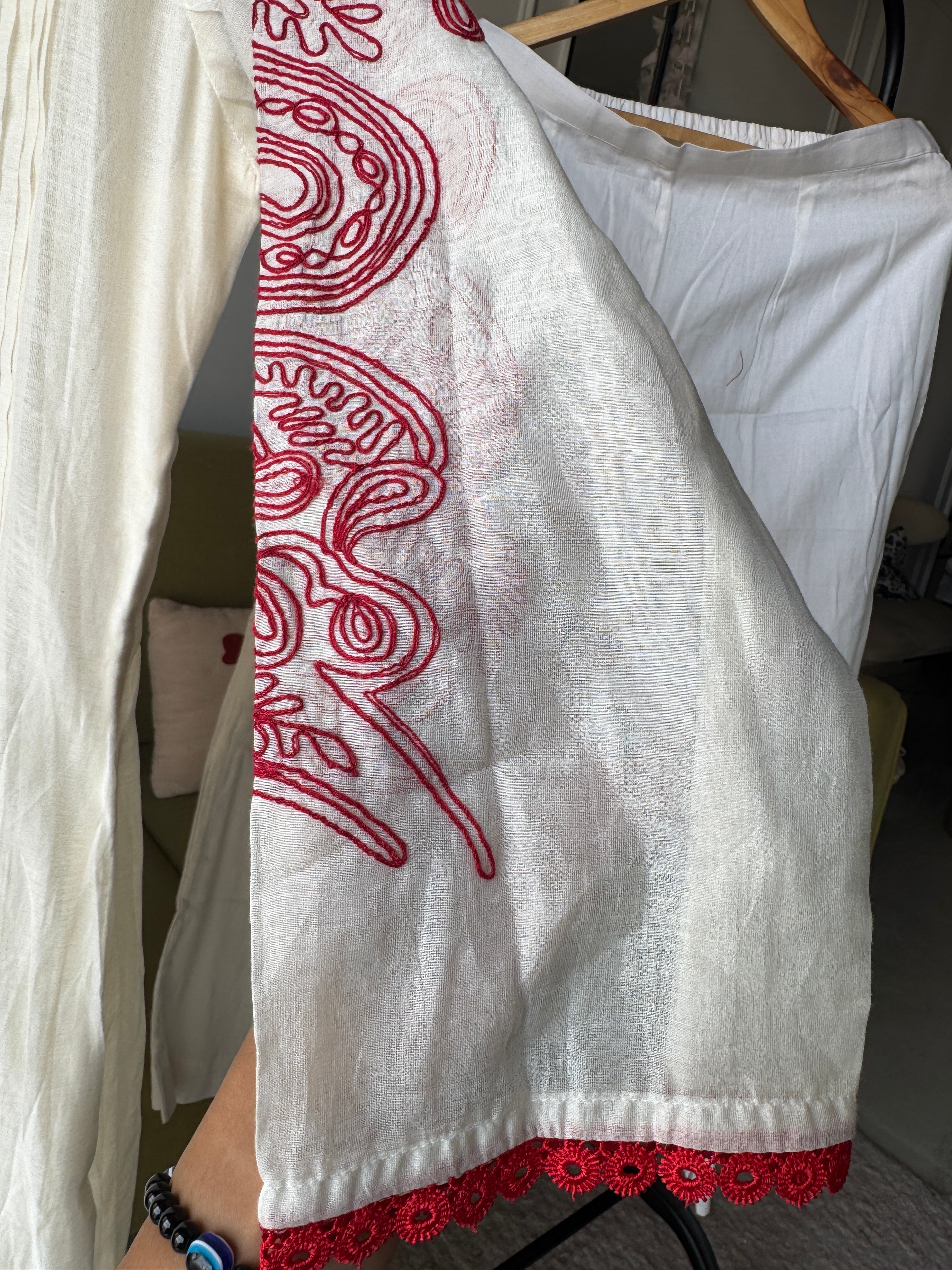 Hina Embroided Dupatta Lace Work Dress