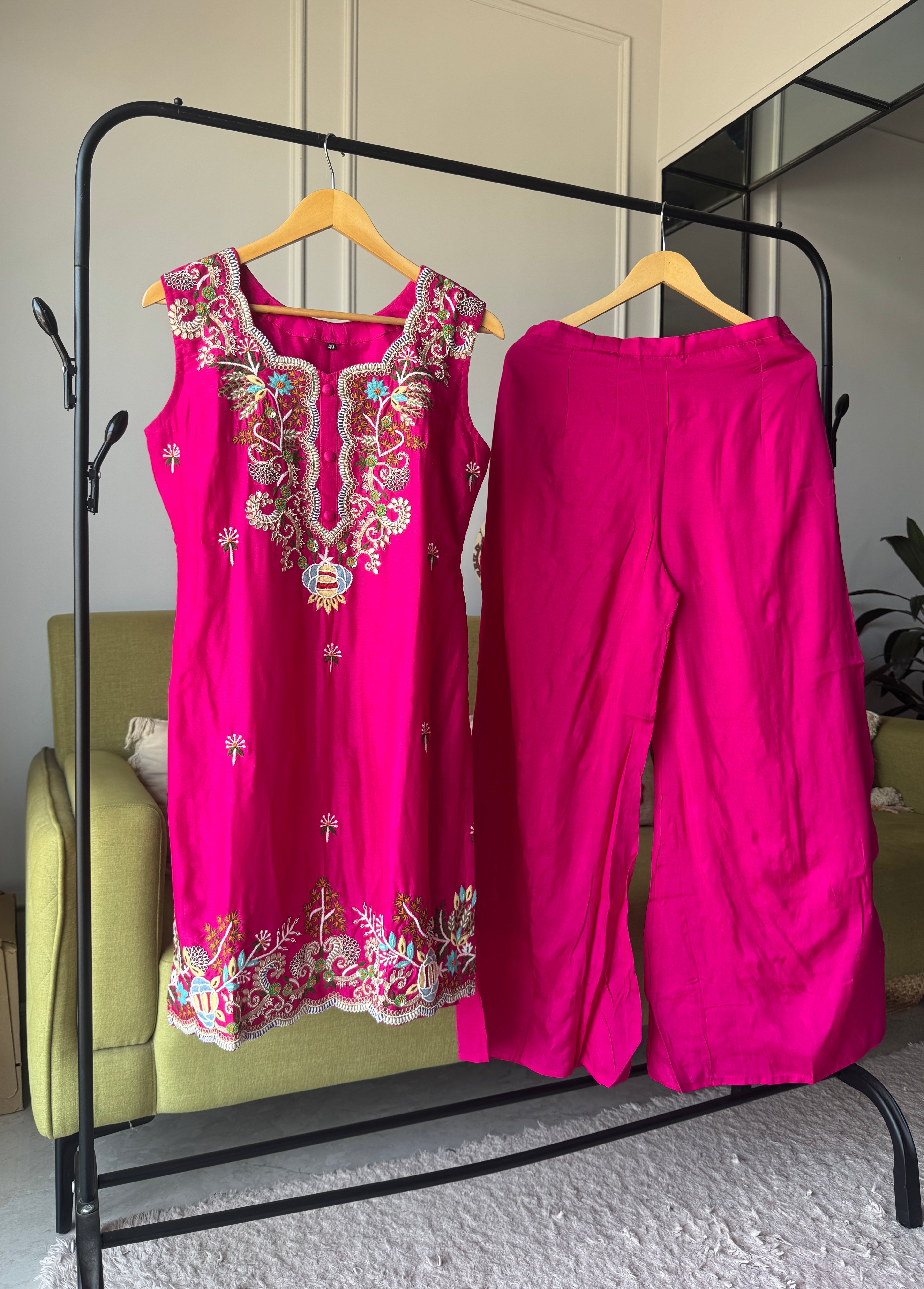 Aavya Embroided Set