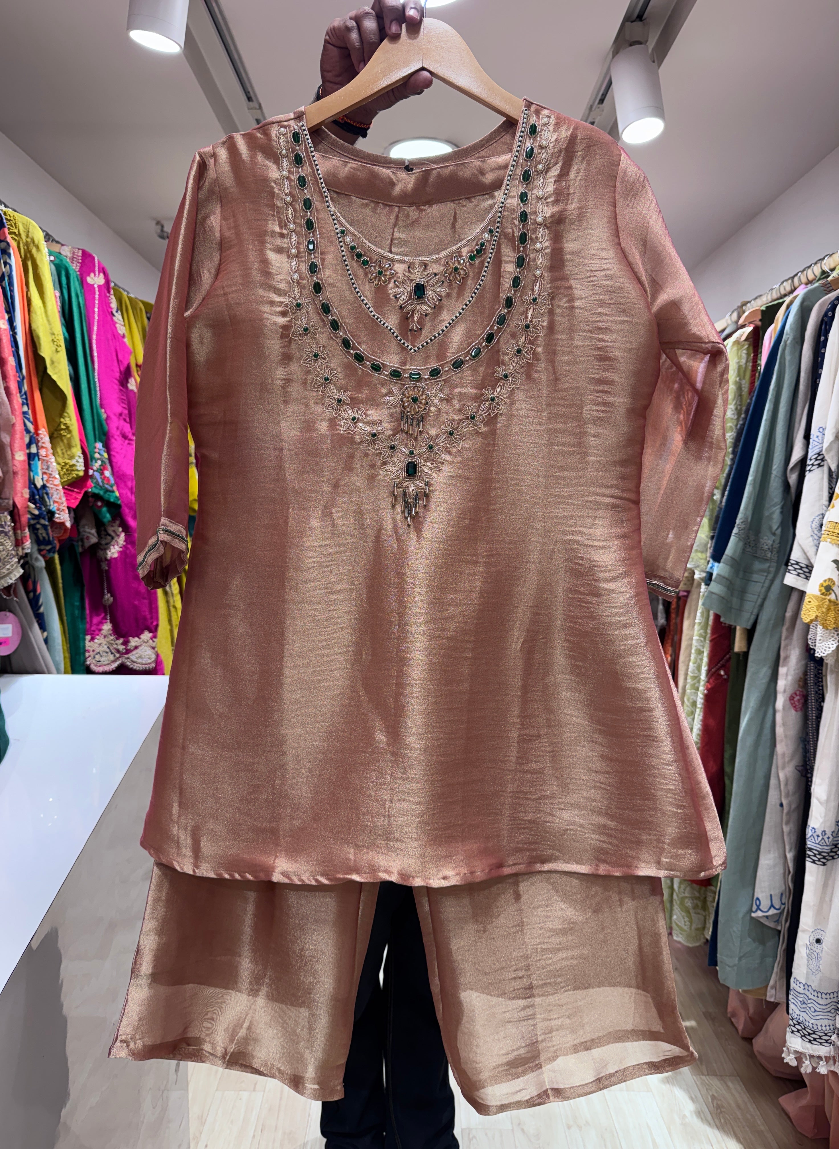 0BAA7D2F-EC06-4806-A865-C25999DA1B29.jpg