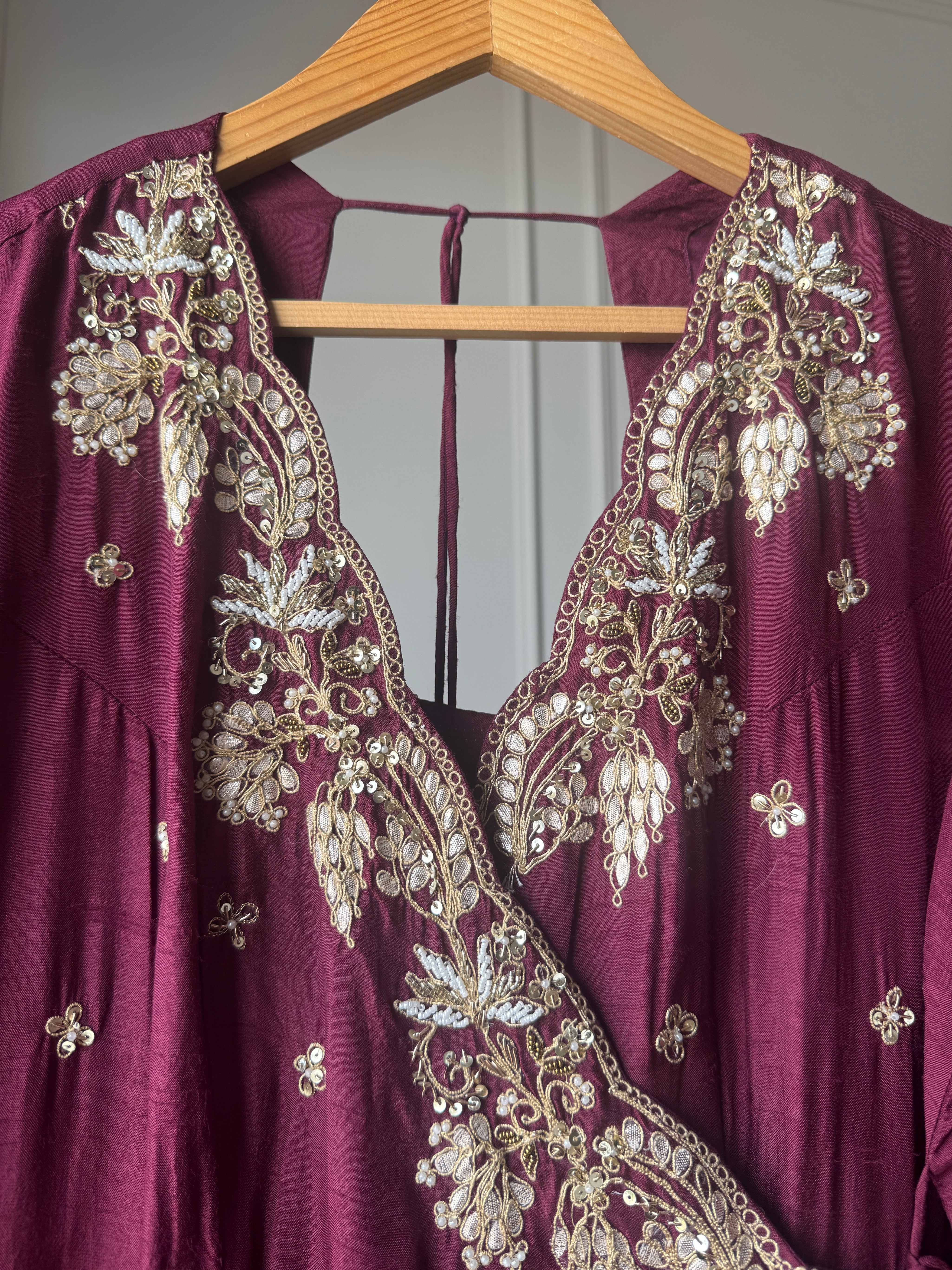 Roshini Angrakha Anarkali