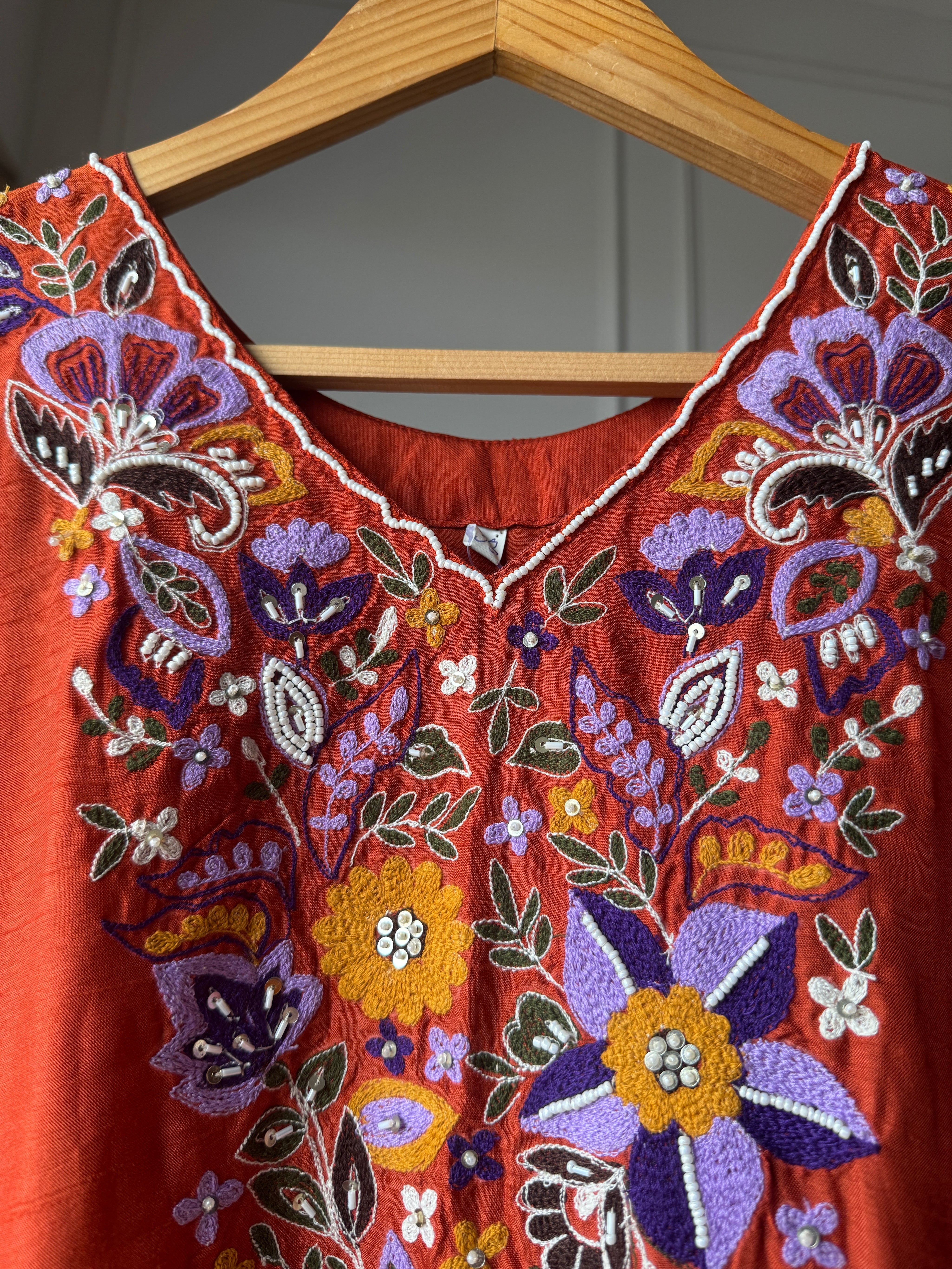 Heer V Neck Handwork Set
