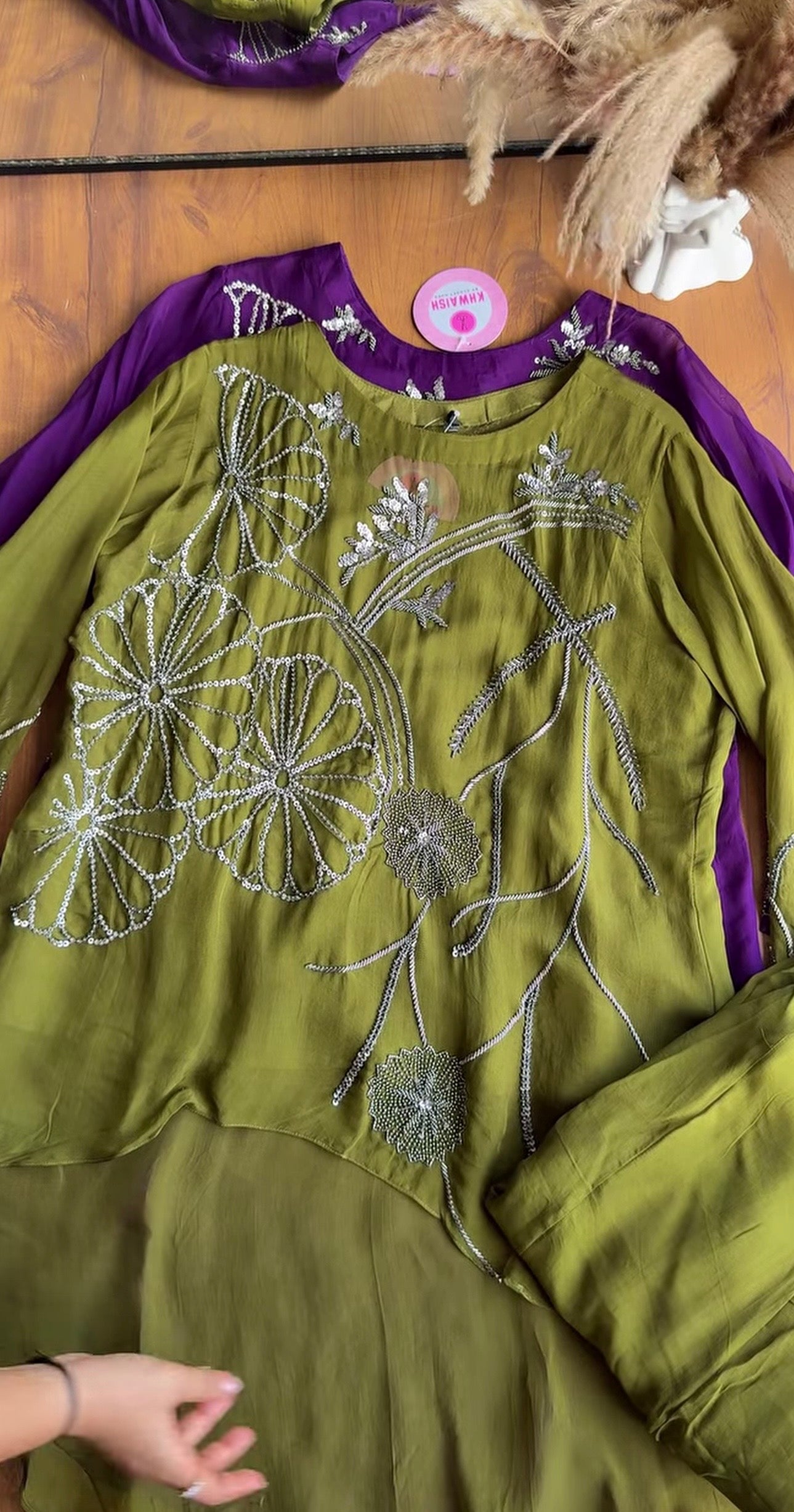 Farheen Short Kurta Layered With Floral Sequin Coords-Zaitoon Jive