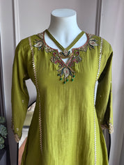 Pooja Necklaces Mul Chanderi Dress-Green