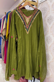 Hiya Mul Chanderi Mirror Work Dress- Green