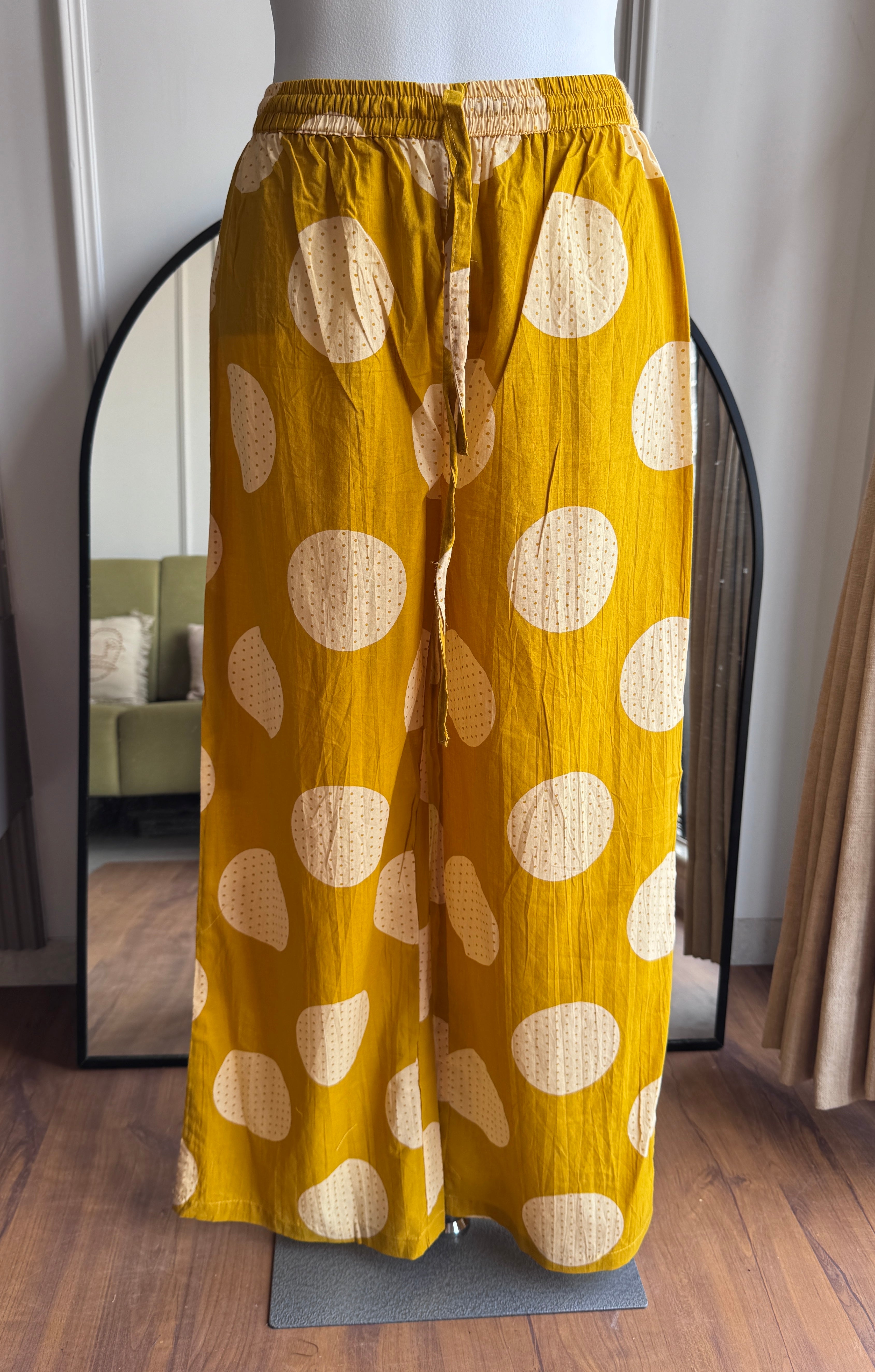 Saloni Polka Dot  Cotton Pocket  Coords- Yellow