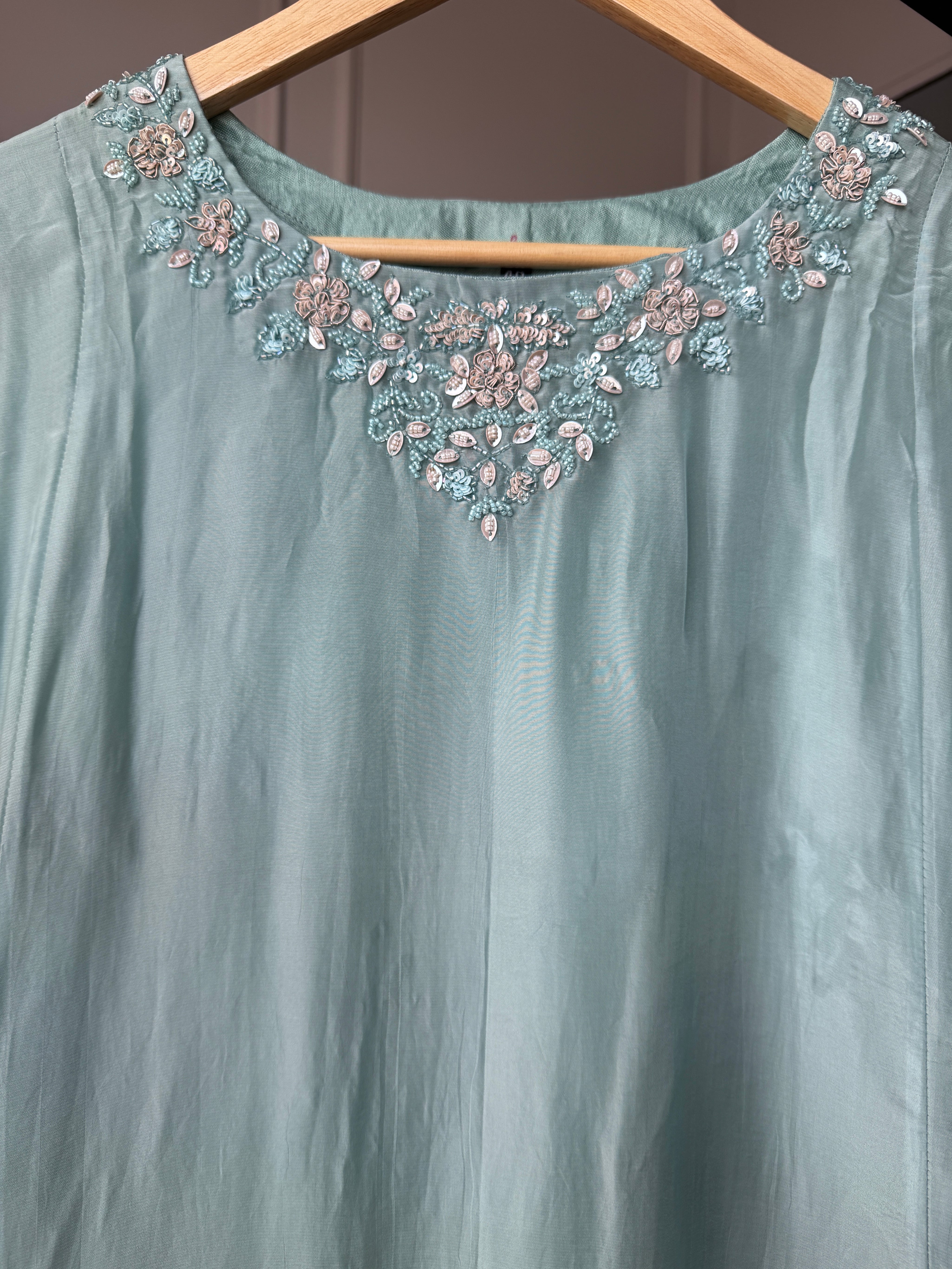 Sili Handwork Galss Tissue Dress- Blue