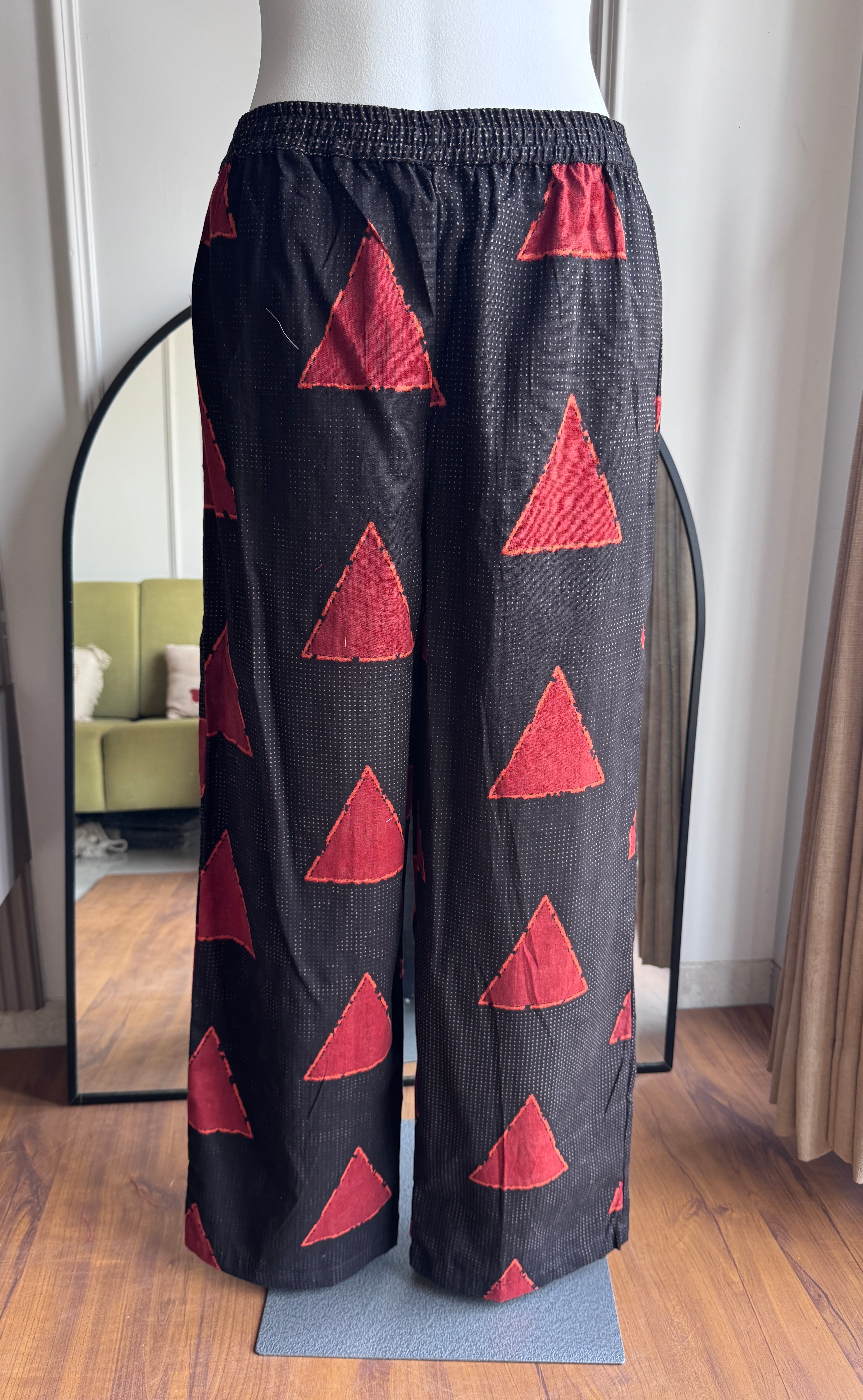 Aachal Print Cotton Dress- Black