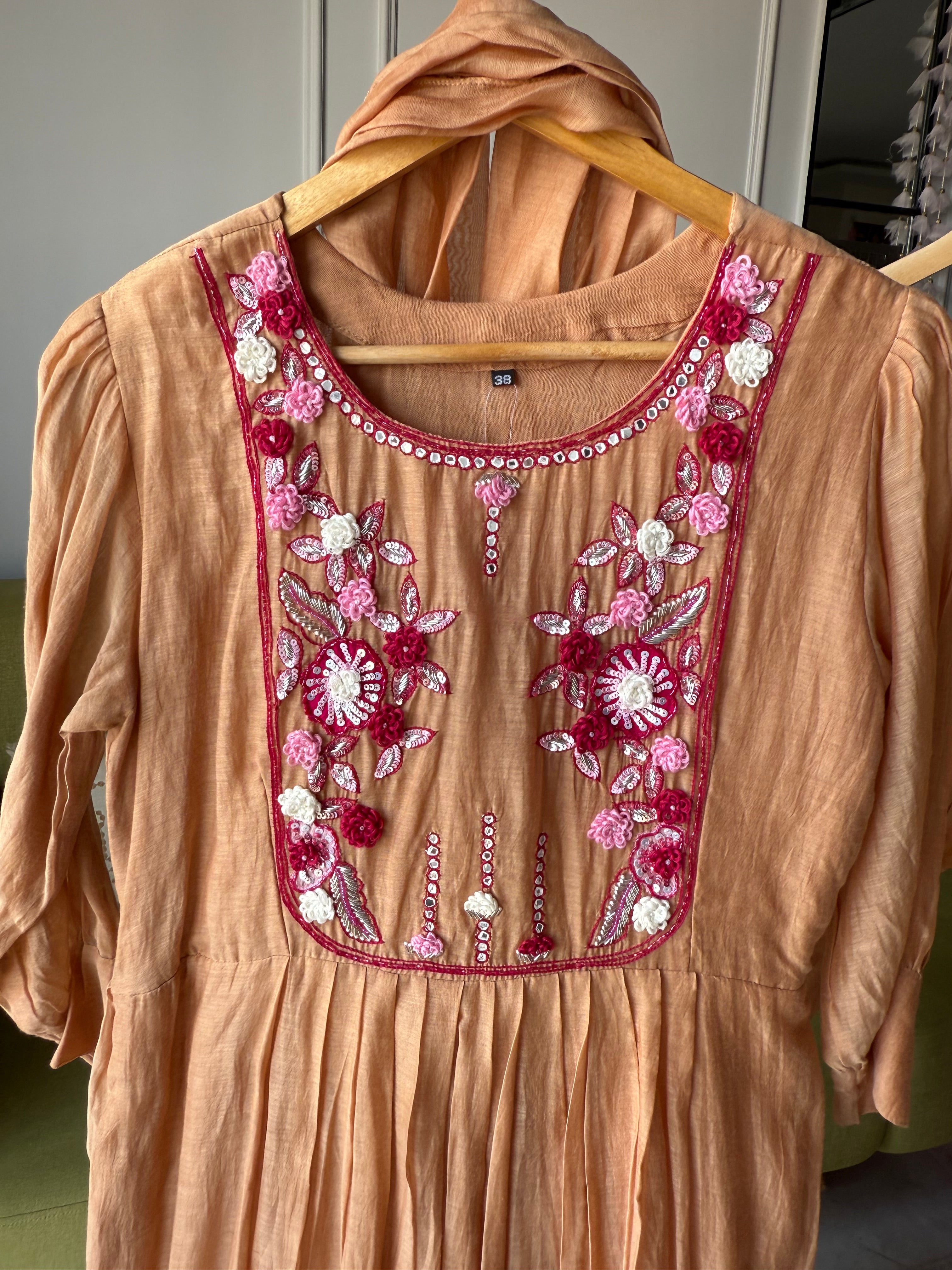 Sarika Embroided Mul Chanderi Dress