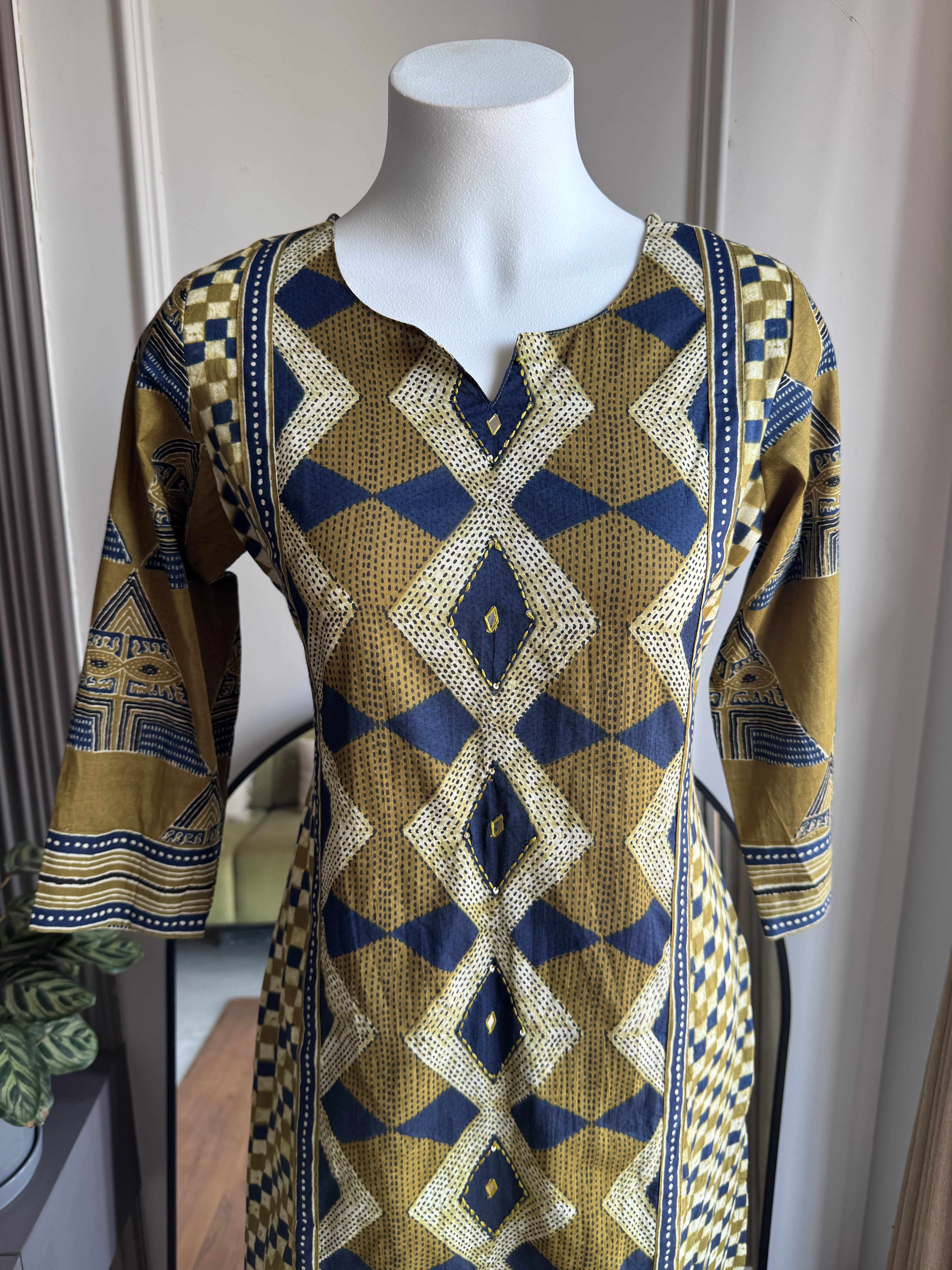 Heer Chequered Cotton Dress-Mehndi Green