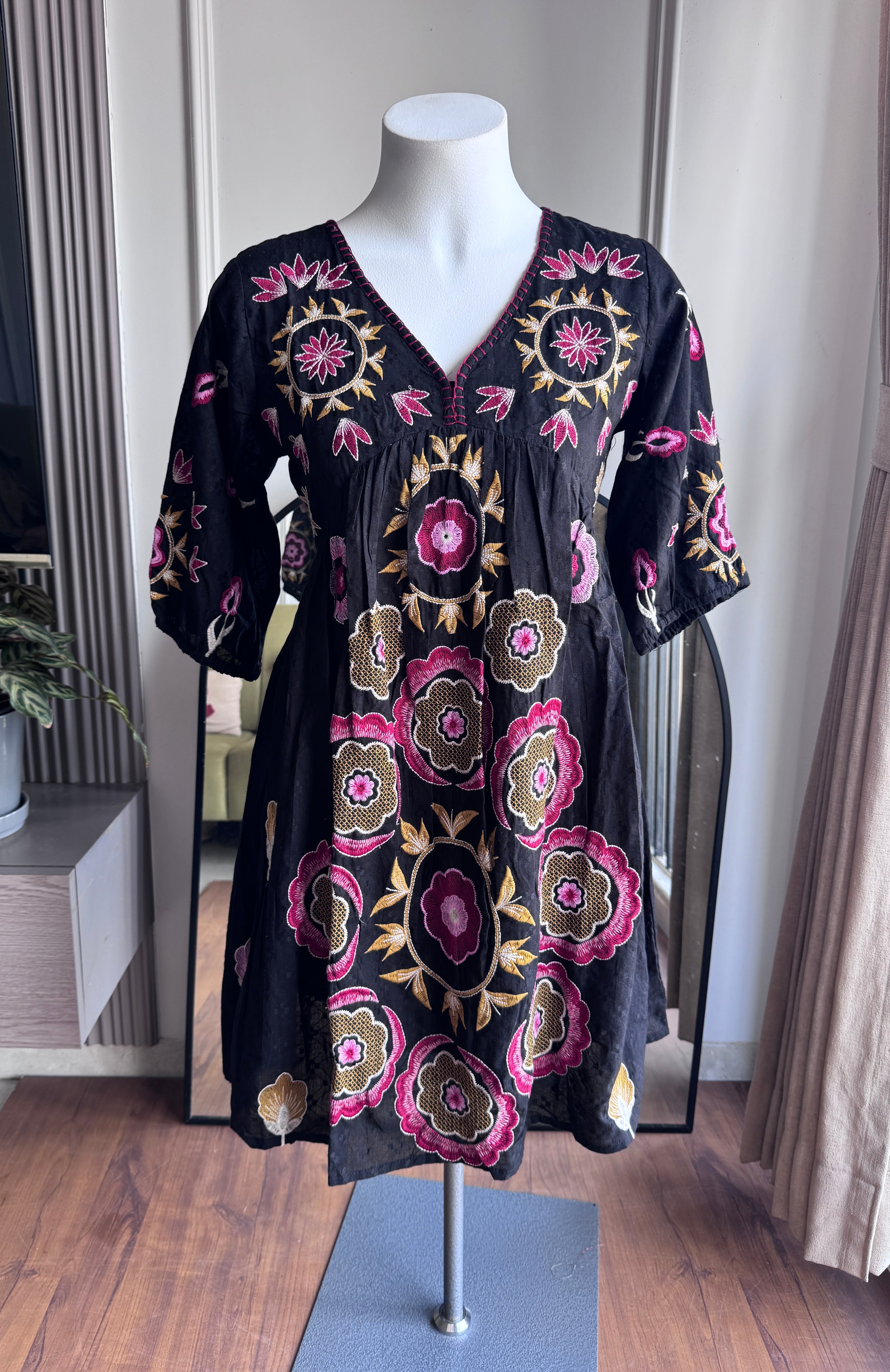 Shama Embroided Short Kurti- Black