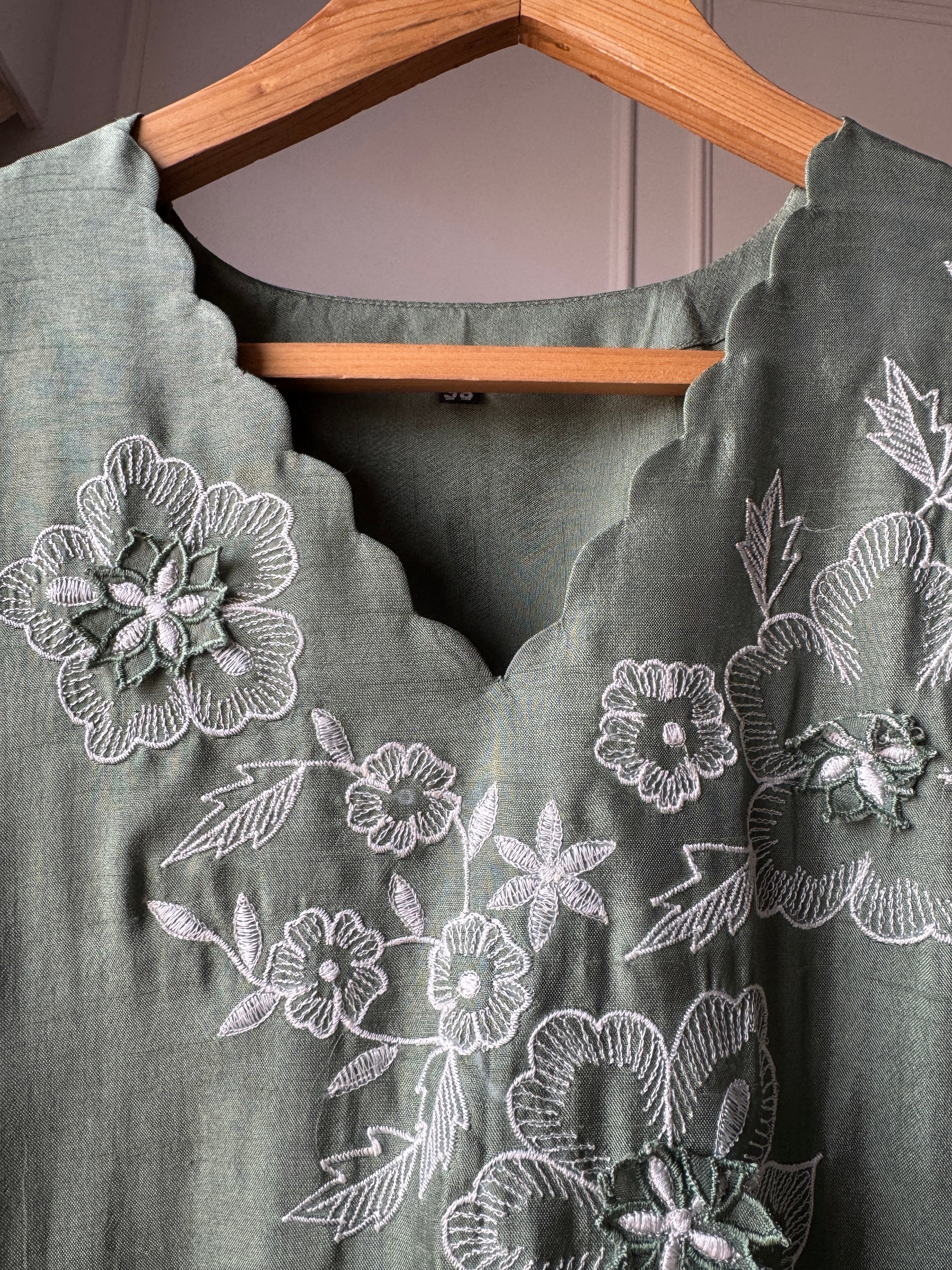 Durga Embroided Set
