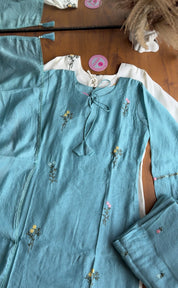 Suri Floral Farshi Pants With Floral Short Kurta And Dupatta Dress-Powder Blue