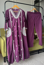 Jhalak Embroided Kurti With Pockets And Pants