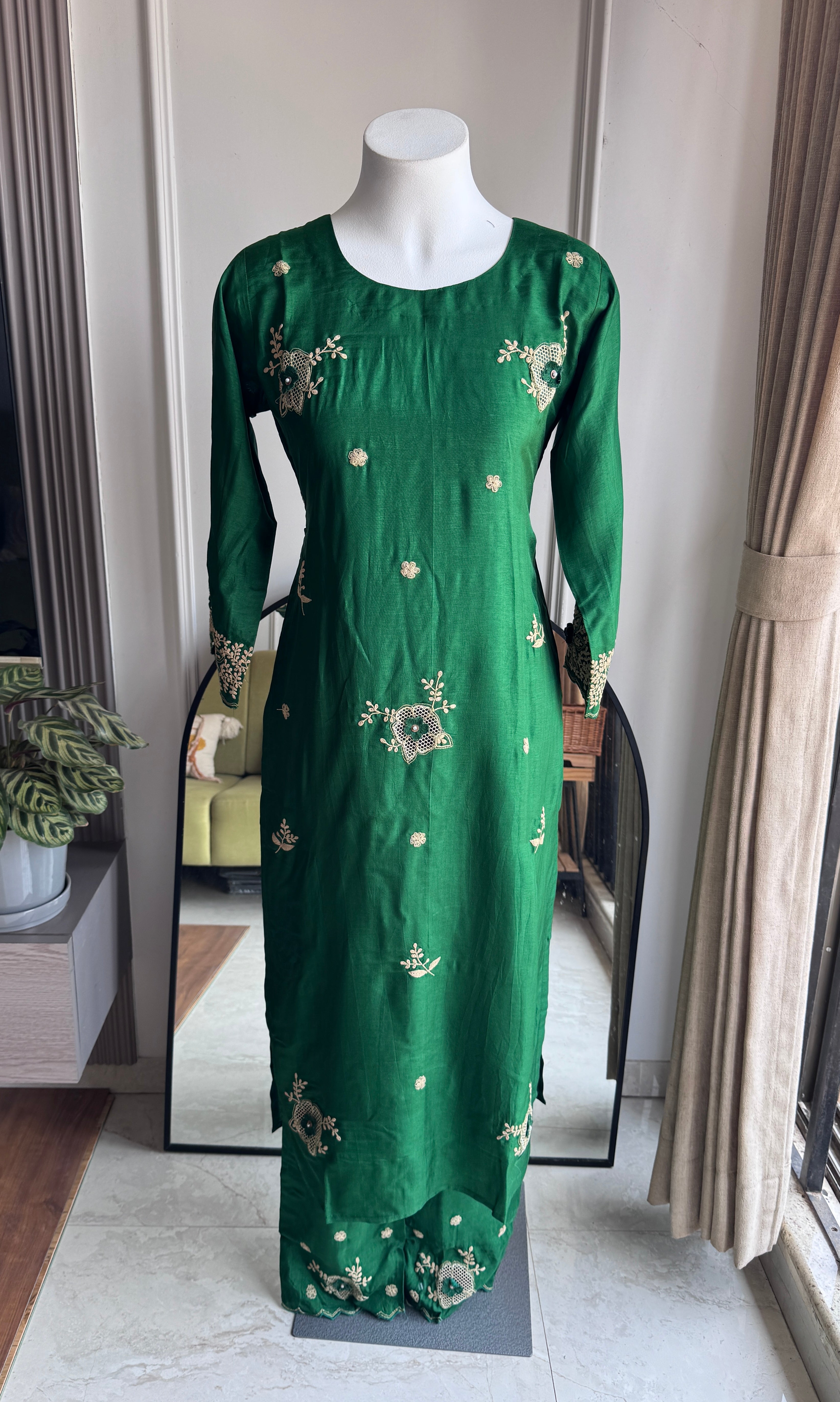 Parvi Patchwork Straight Cut Dress-Green