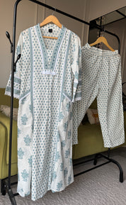 Pihu Bell Sleeves Print Cotton Dress