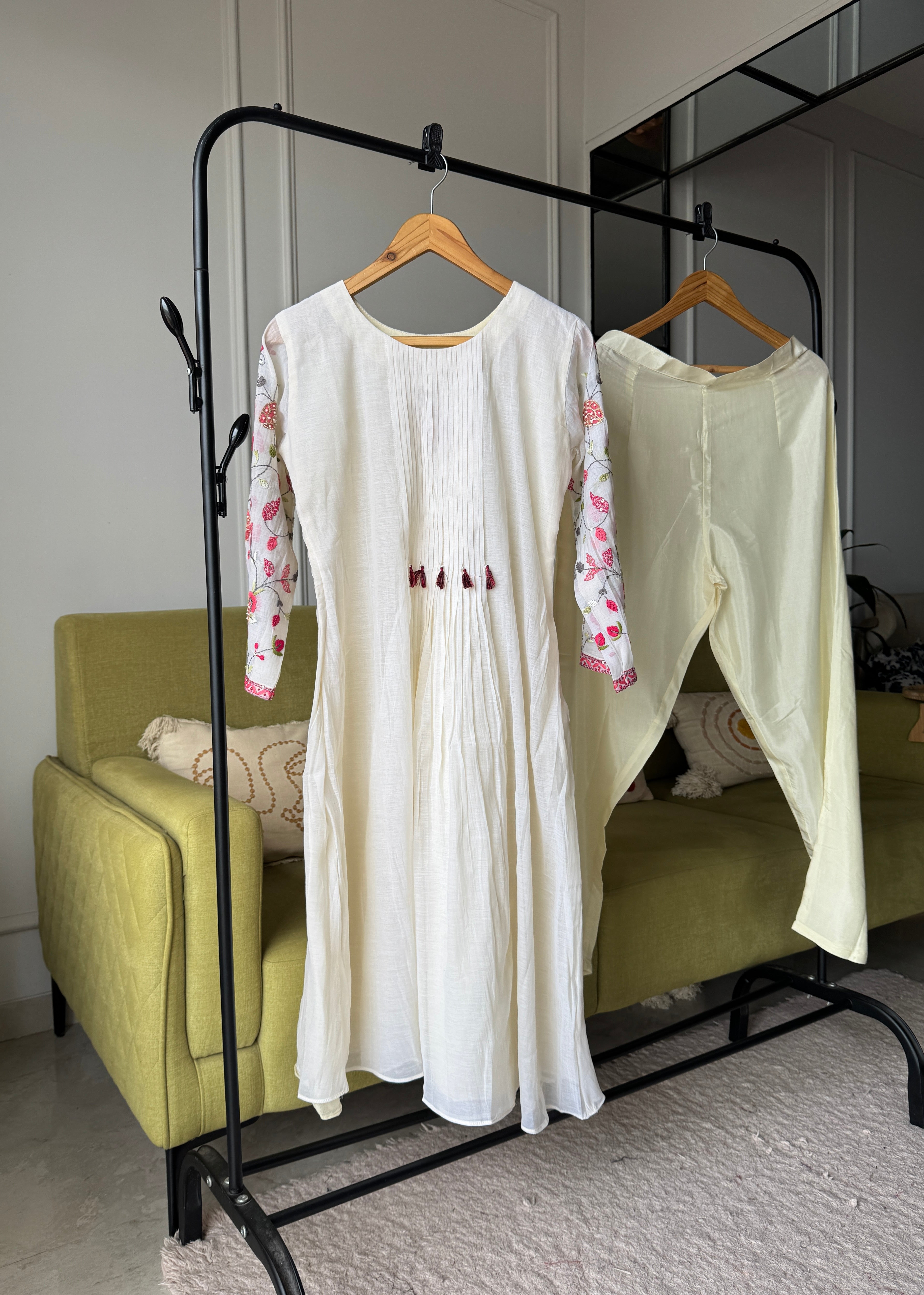 Purvi Embroided Dress- White