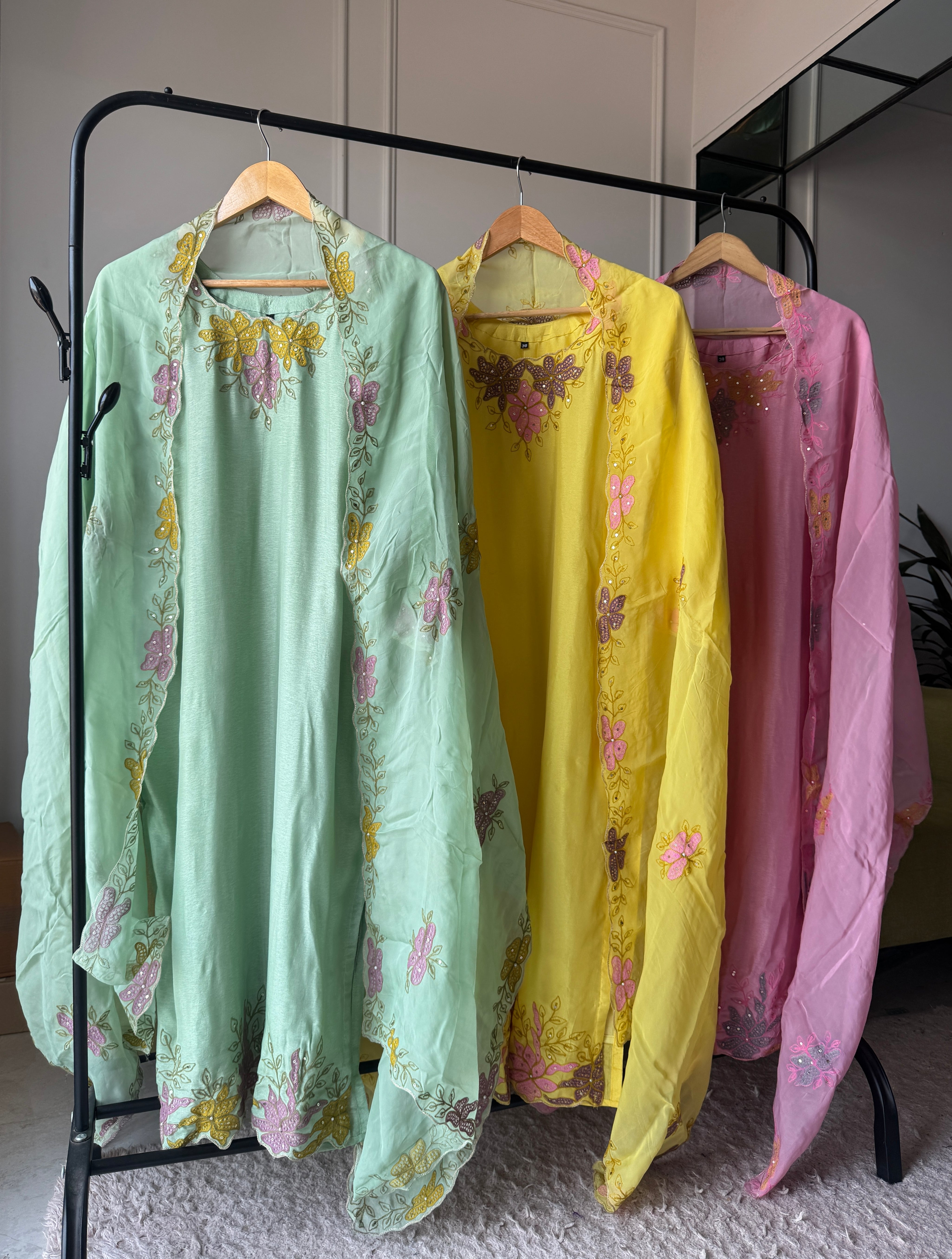 Jaya Embroided Set