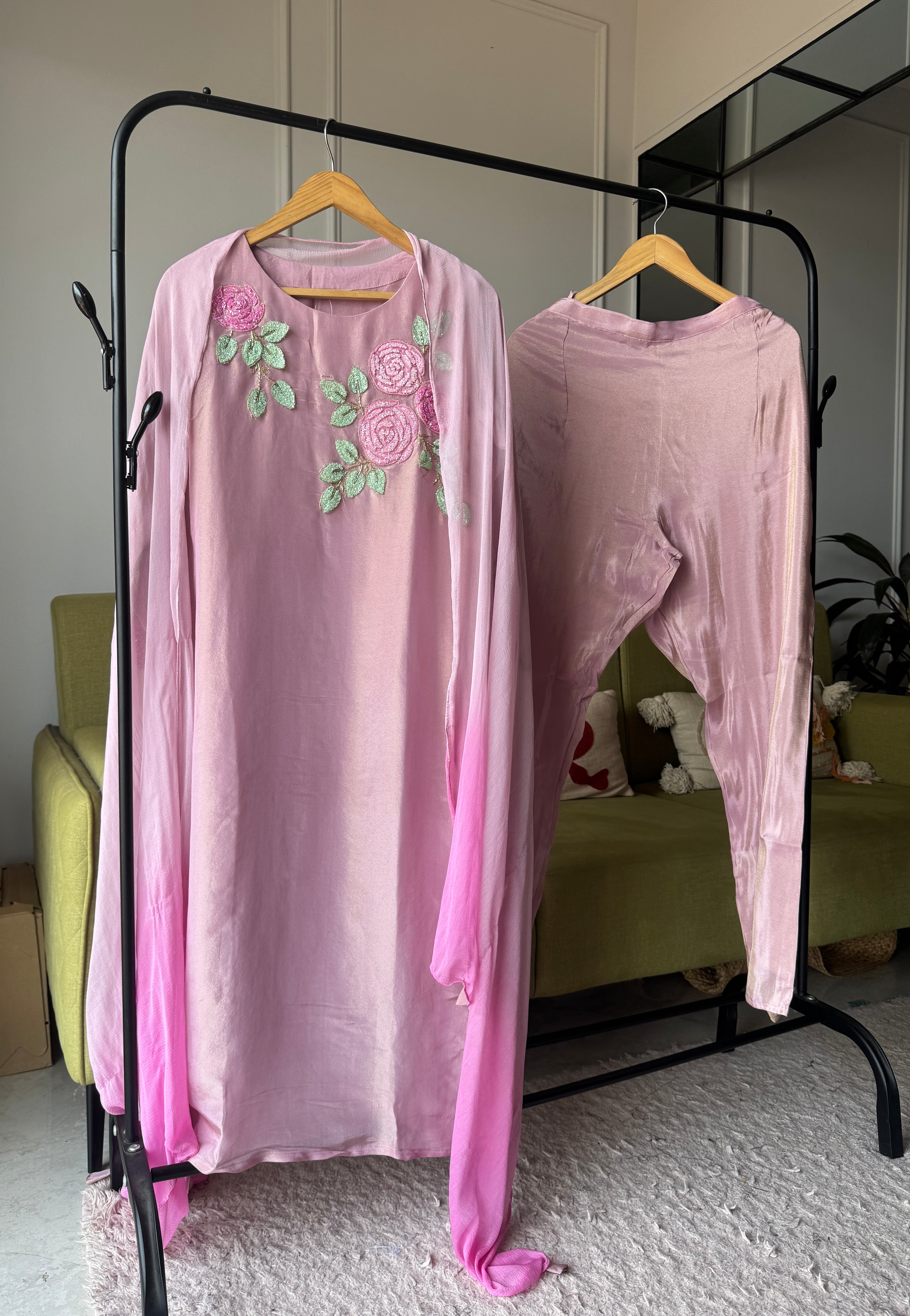 Nitya Applique Set