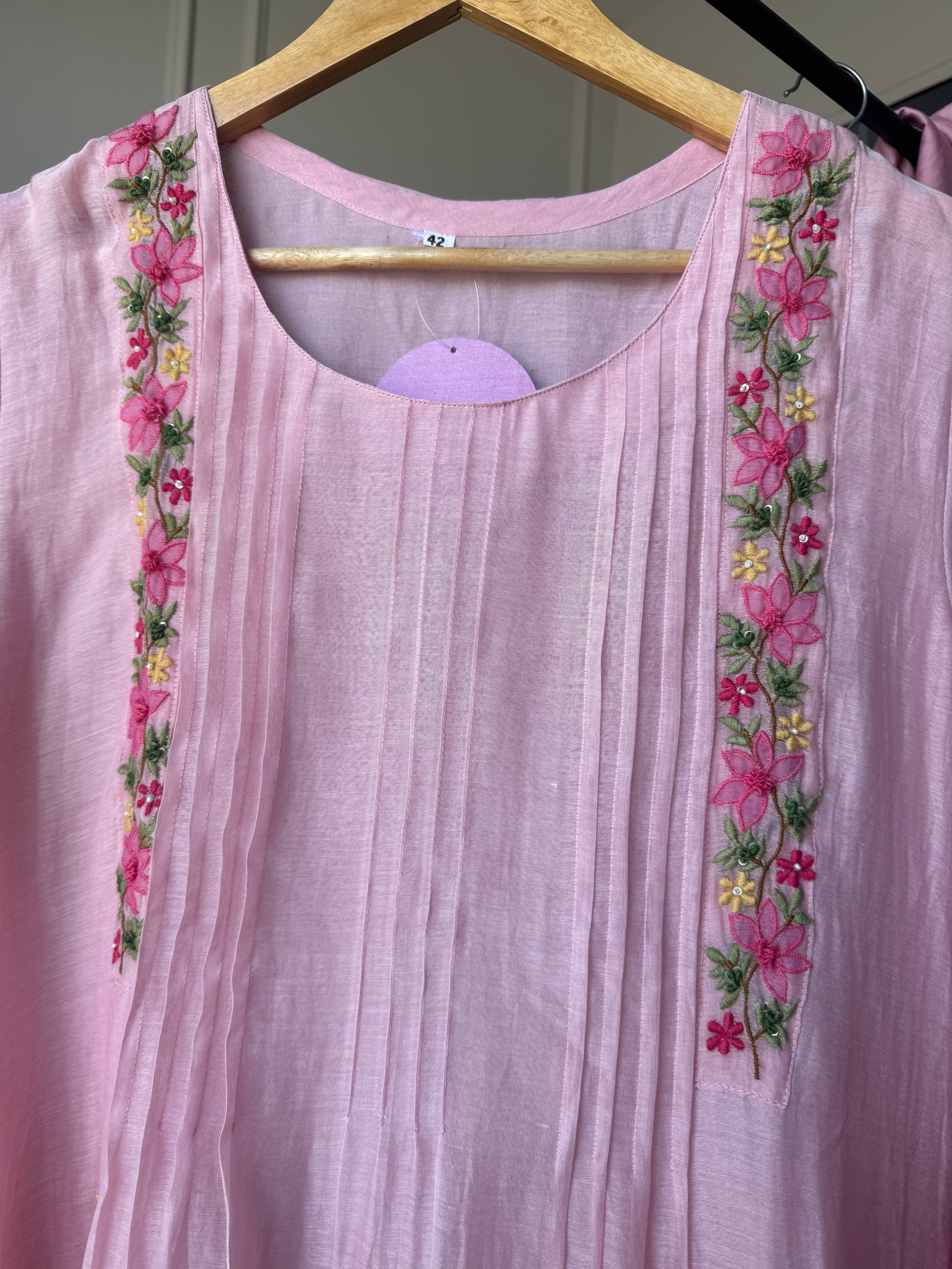 Jenny Embroidered Set