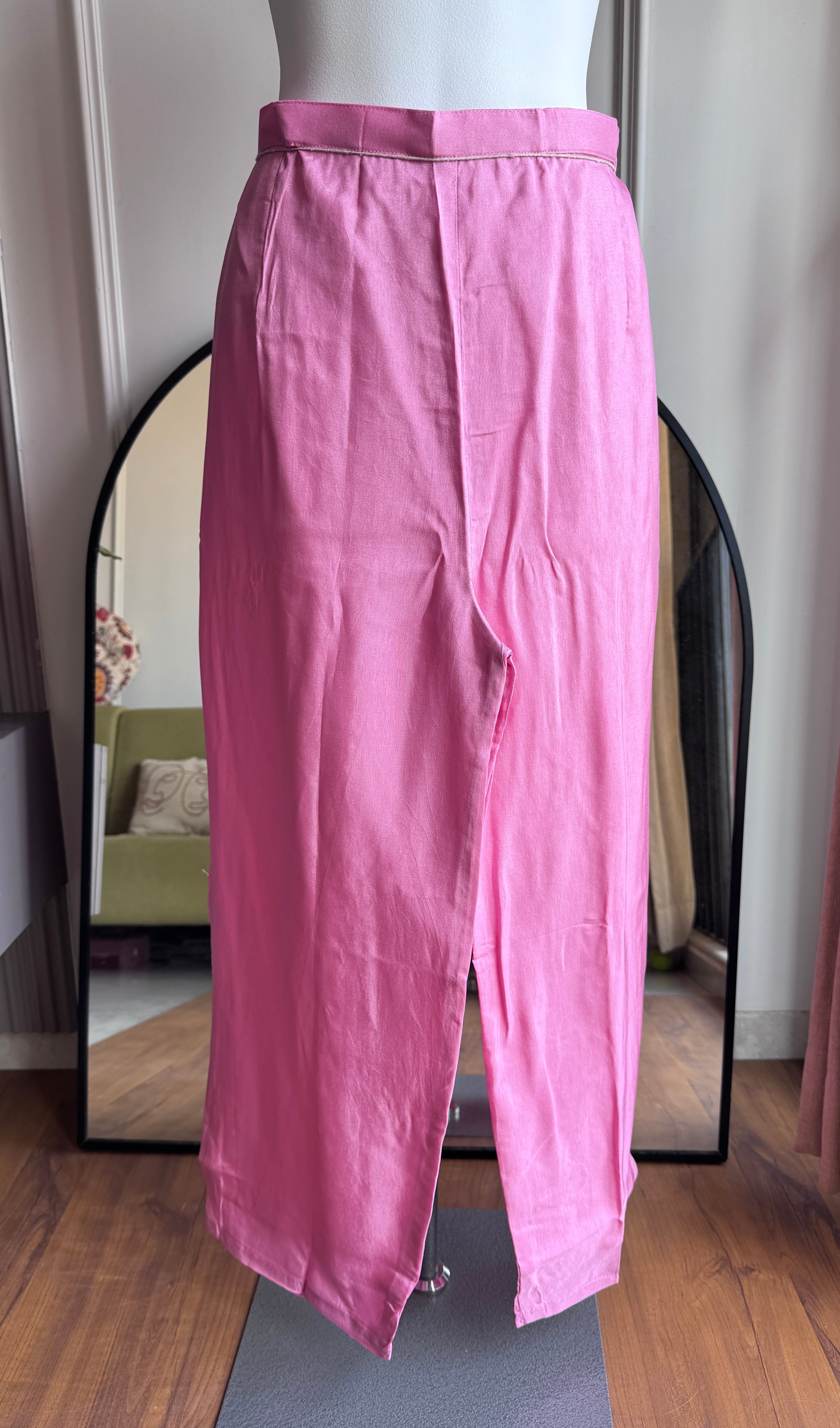 Grishma Embroided Dress- Pink
