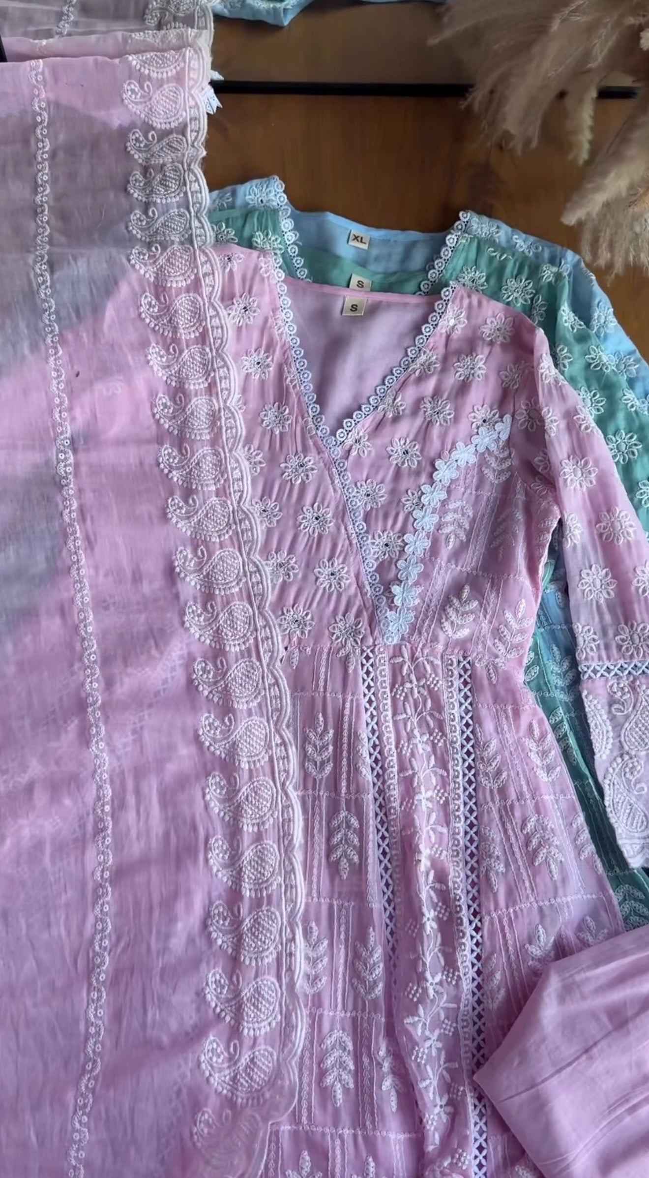 Arvi Lakhnawi Anarkali Dress- Baby Pink