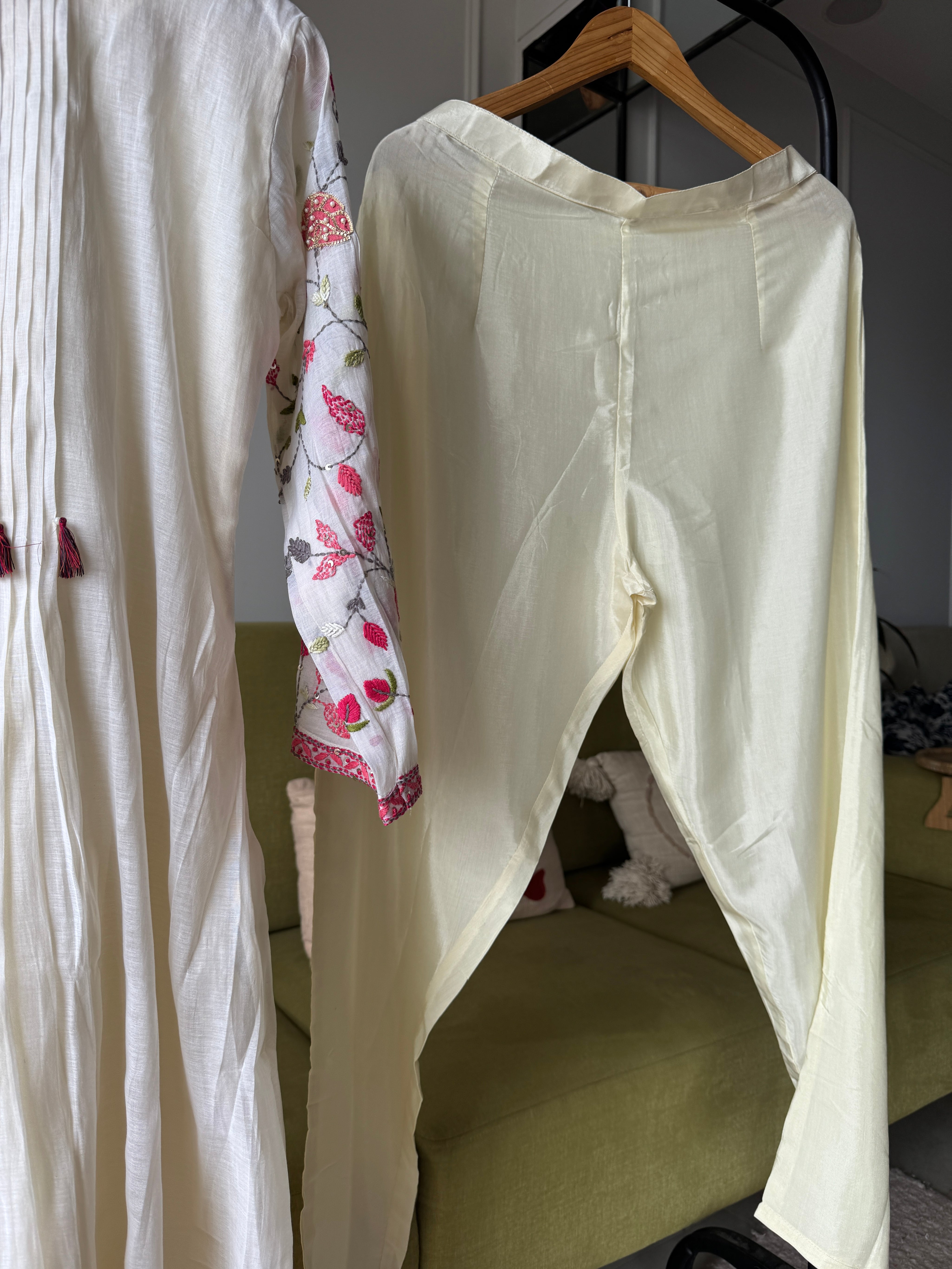 Purvi Embroided Dress- White