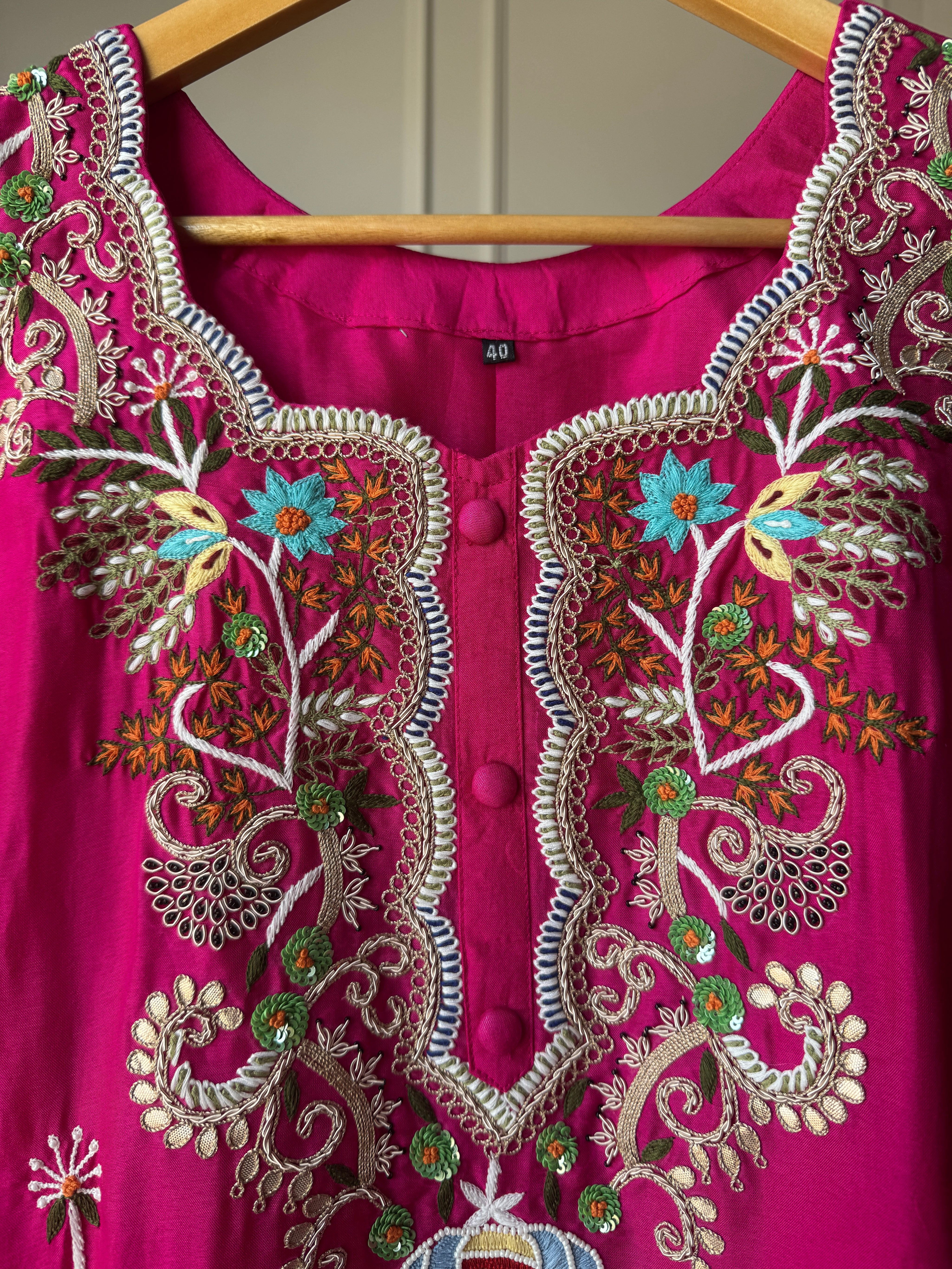 Aavya Embroided Set