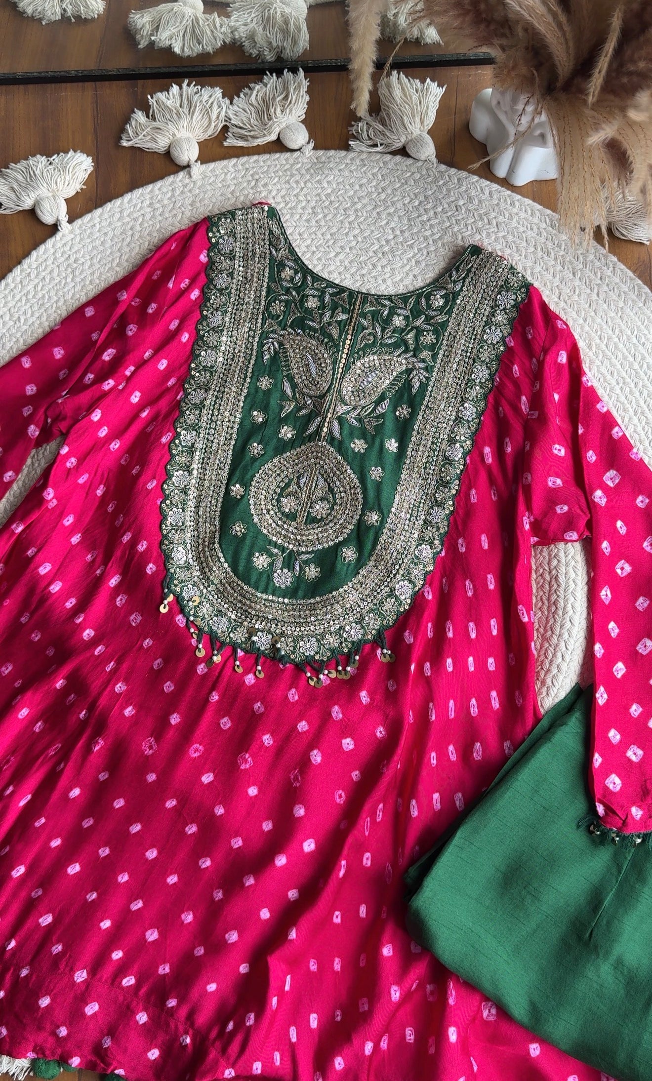 Chavi Bandhani Coords- Green with Pink