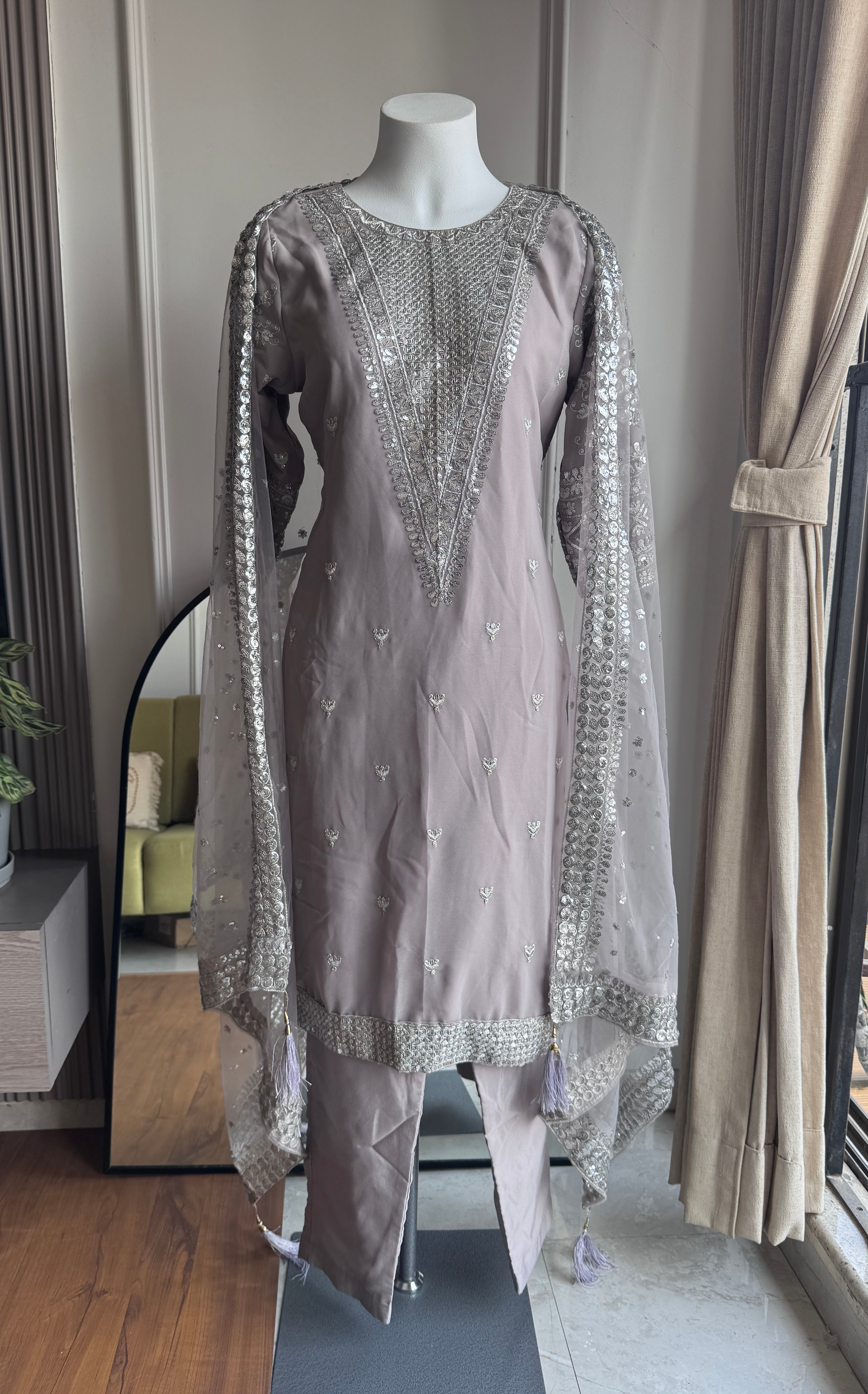 Nili Handwork Dress- Grey